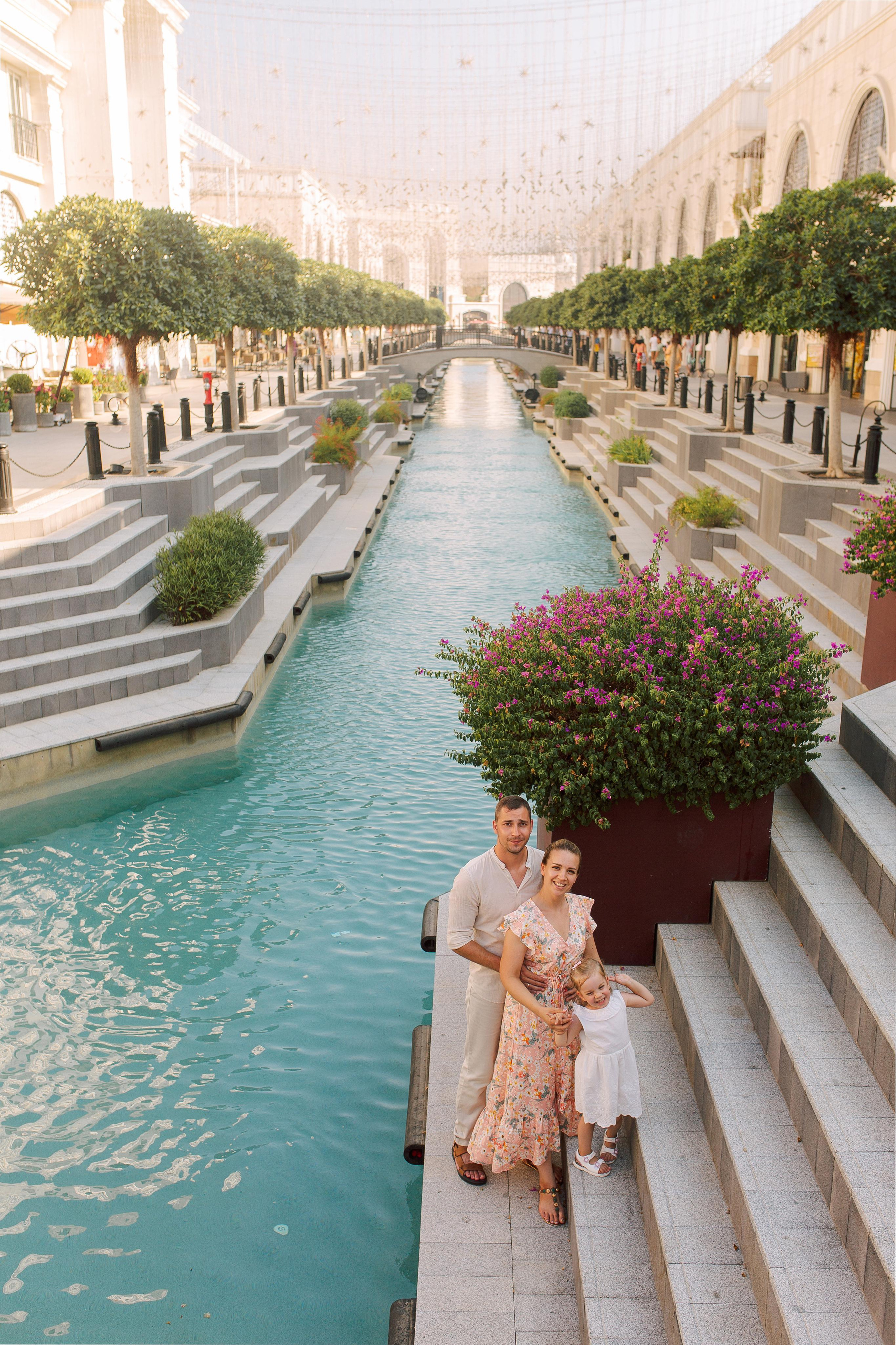 Семейная фотосессия в парке Land of Legends. Алсу Девели | Свадебный и семейный фотограф в Турции Алании, Алания, Аланья, Сиде, Белеке, Анталия
