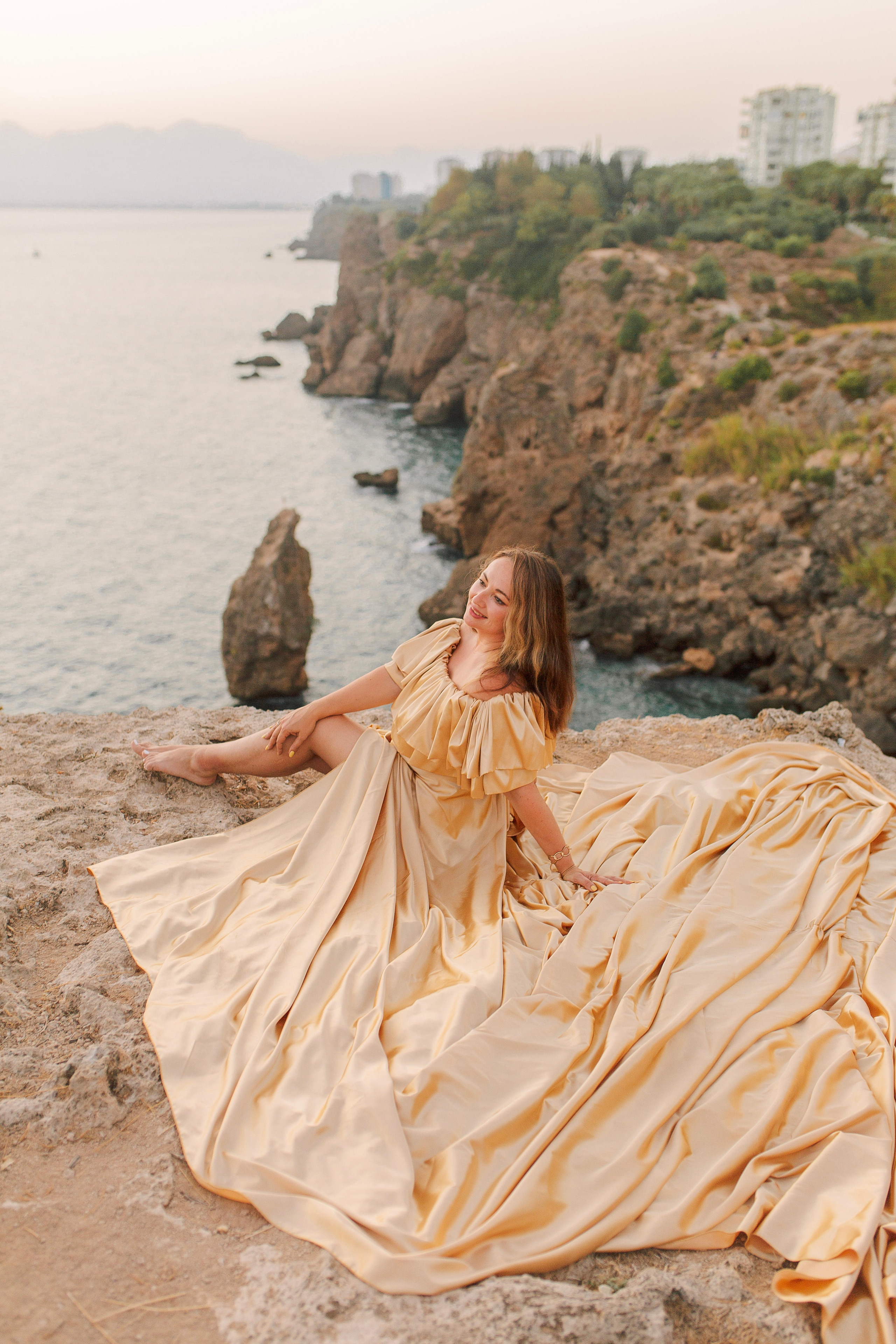 Family Photographer in Antalya | Cliff & Sea Sessions | Alsu Develi. Professional Photographer in Alanya, Side, Belek, Antalya. Turkiye