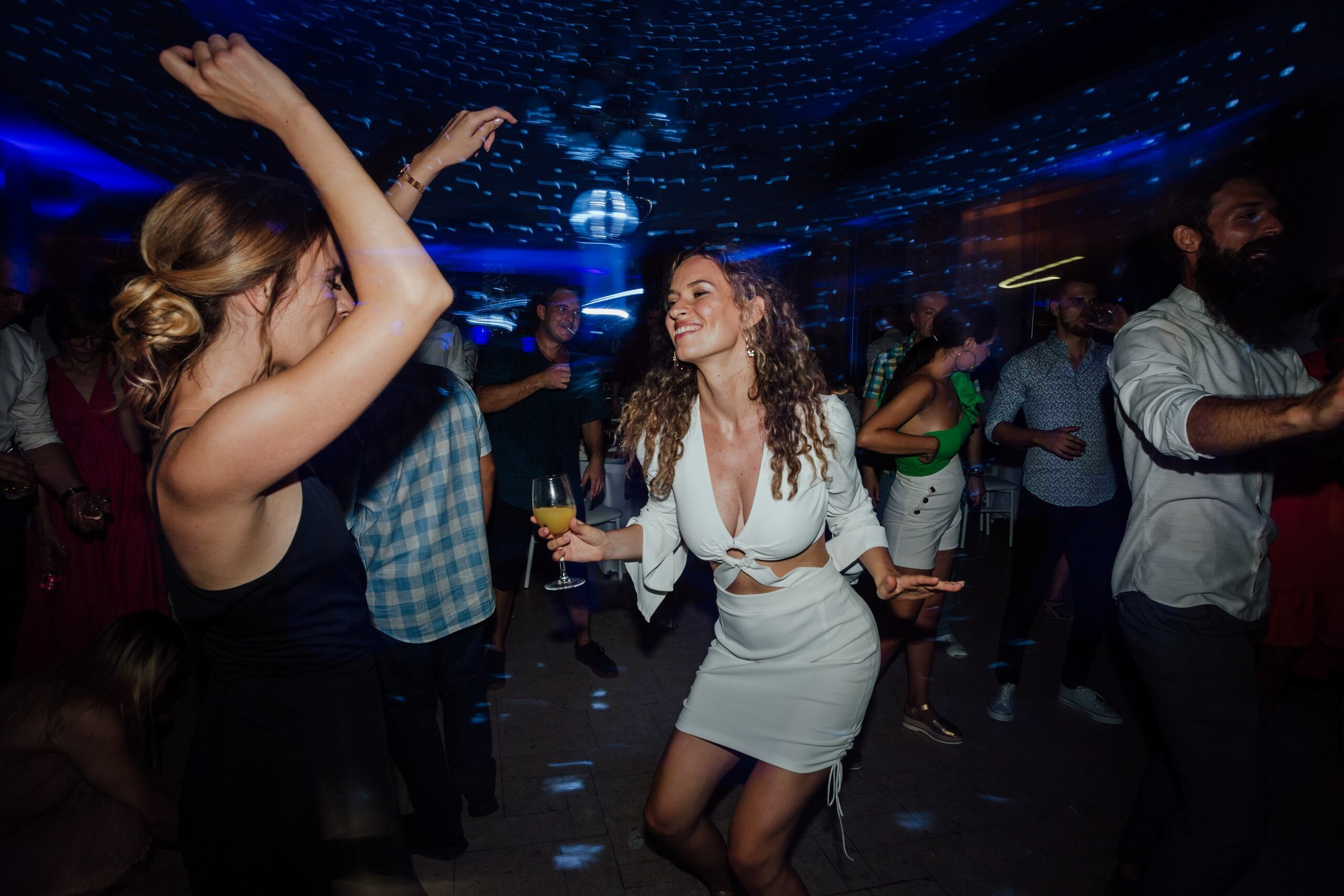 Teodora & Nikola. Wedding photographer based in Novi Sad, Marko Milivojevic