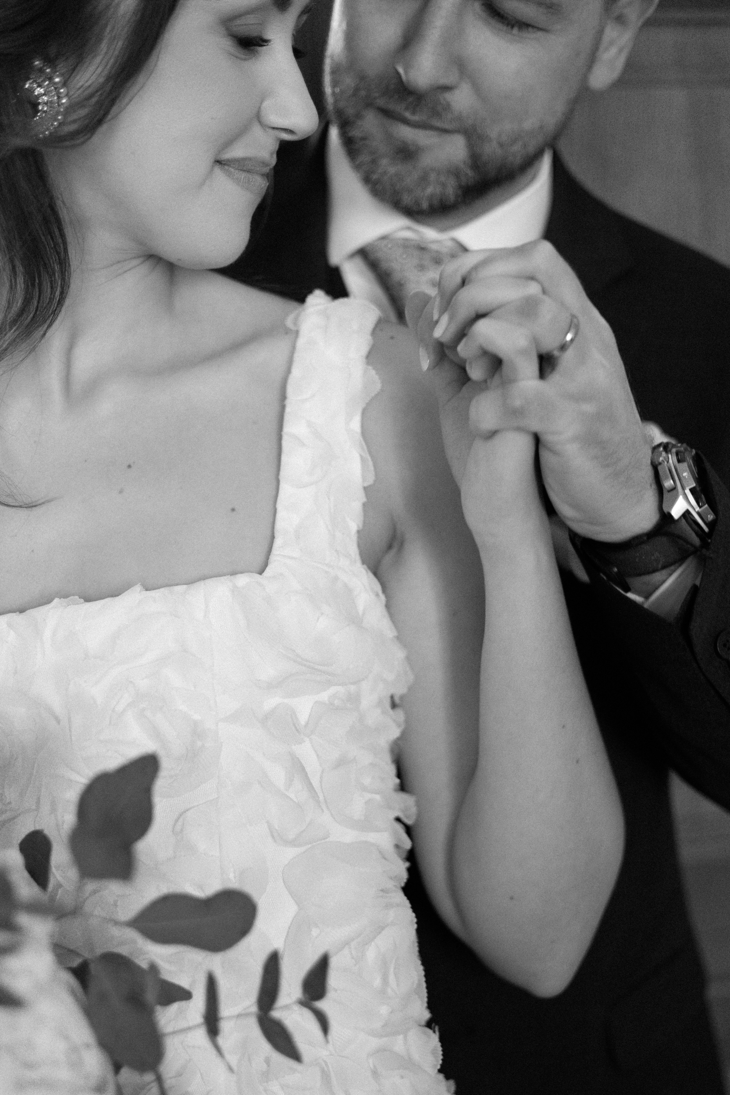 Monika ir Vytautas — miestu alsuojanti trumpa jaunųjų fotosesija Kaune