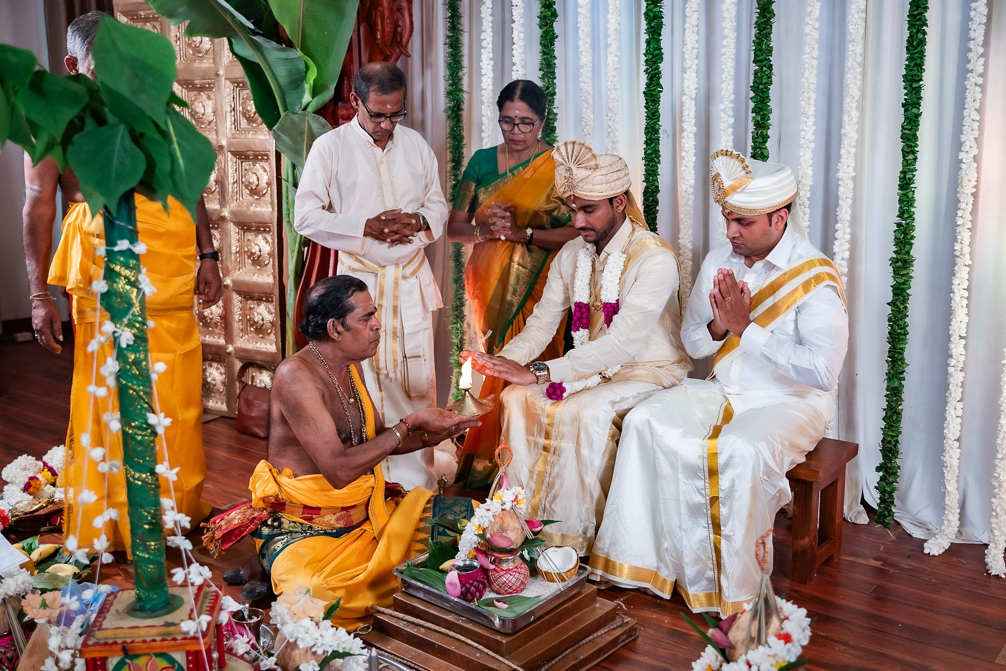 Jaffna Tamil Wedding in Colombo by Anbujawahar