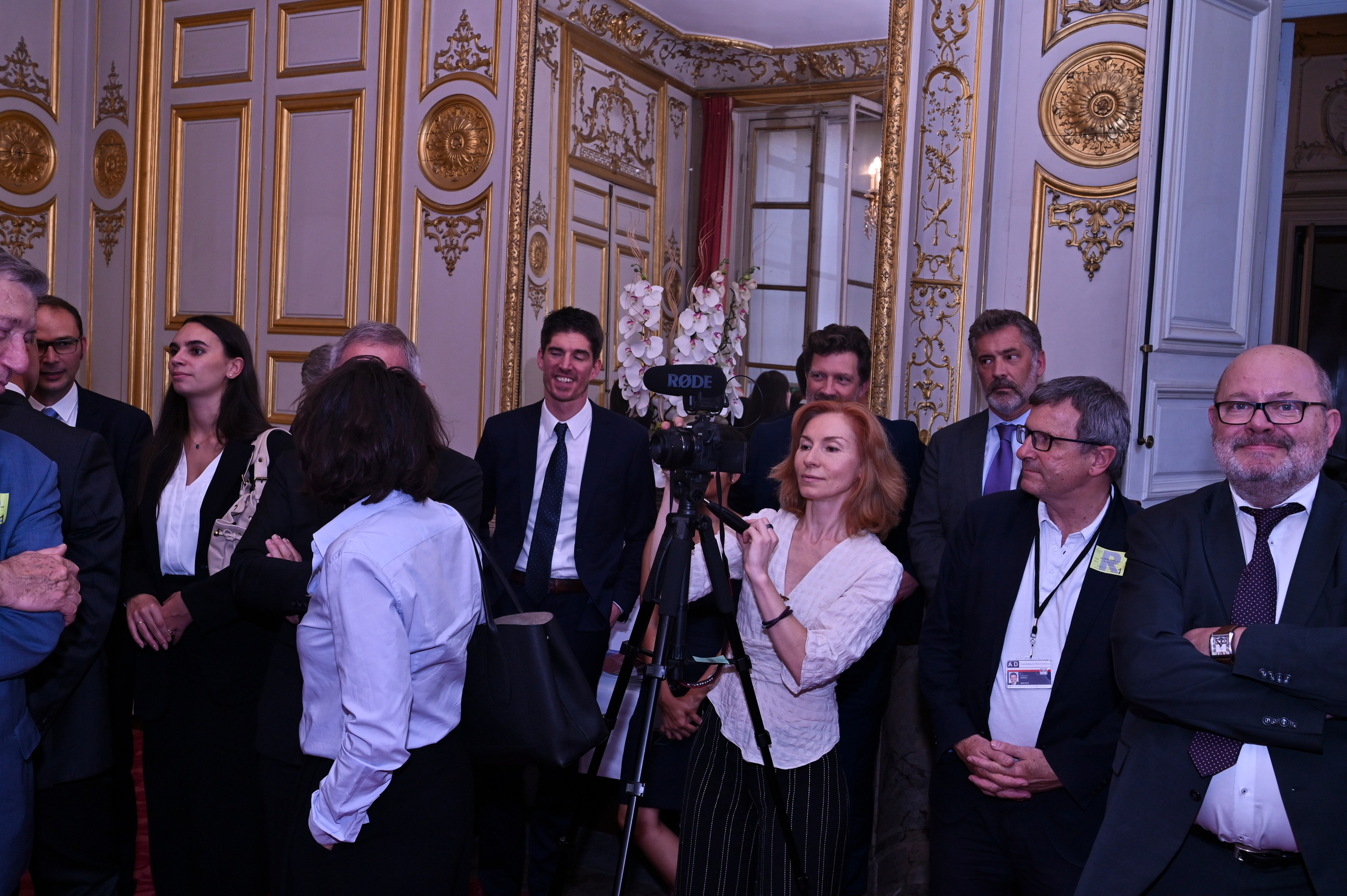 BIO, CRITIQUE ET CONTACT. Natalia Bogdanovska. Films et photographie corporate en France