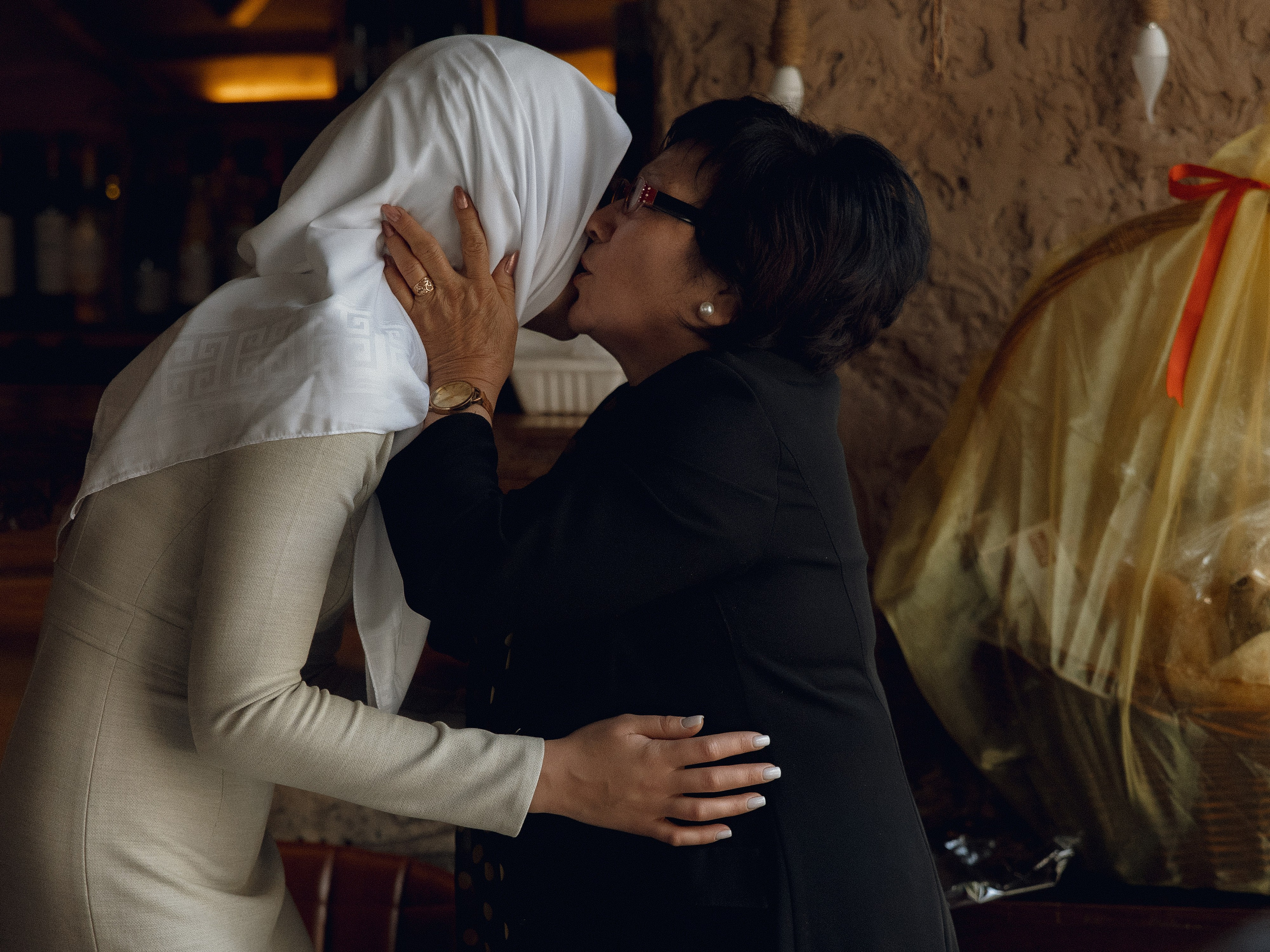 Репортаж Супара. Азимжан Нуритдинходжаев — свадебный фотограф