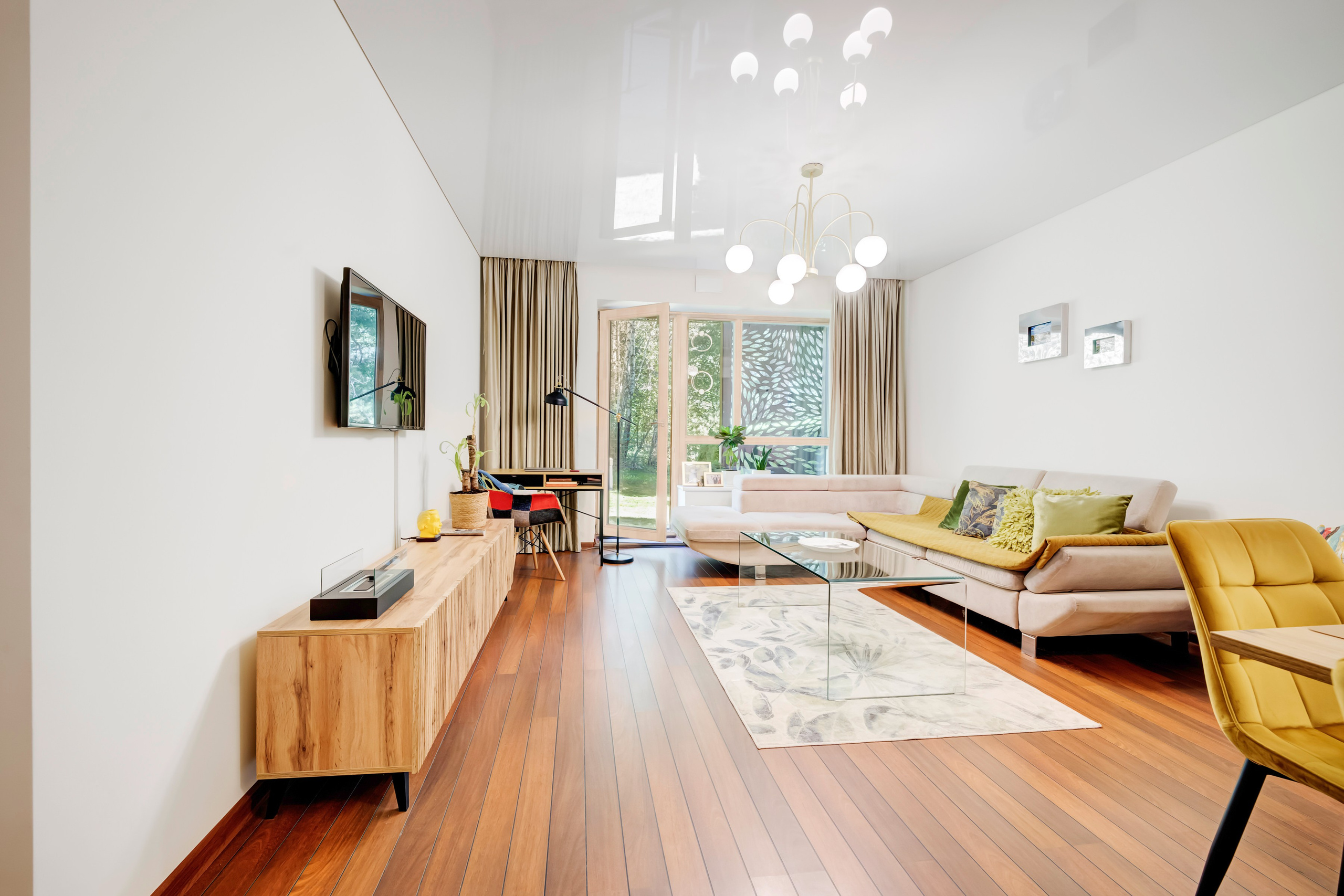 Mokslininkų g. 7. Elina Sapiega fotografė Vilniuje