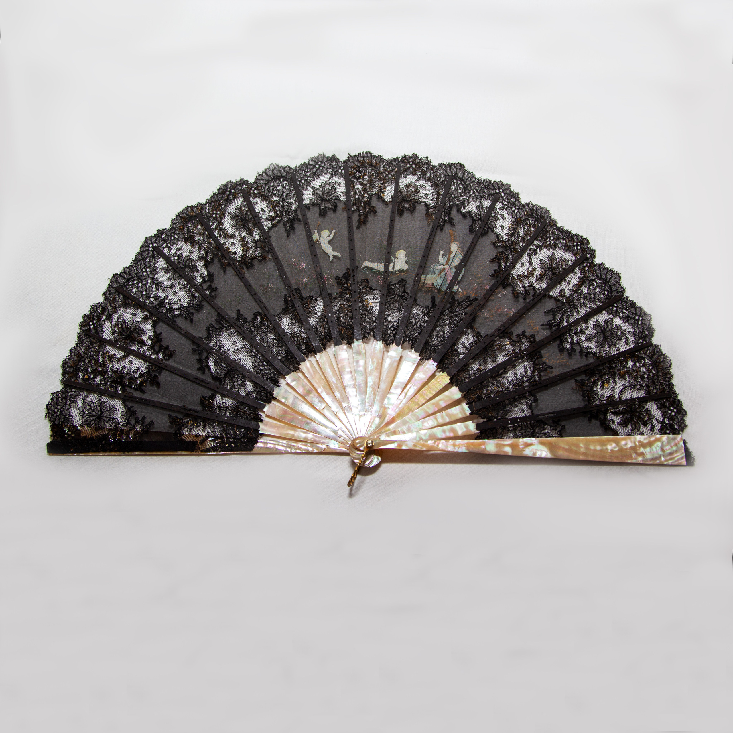 Pearlfan. Современнные и актикварные украшения в Барселоне, Москве и Санкт-Петербурге