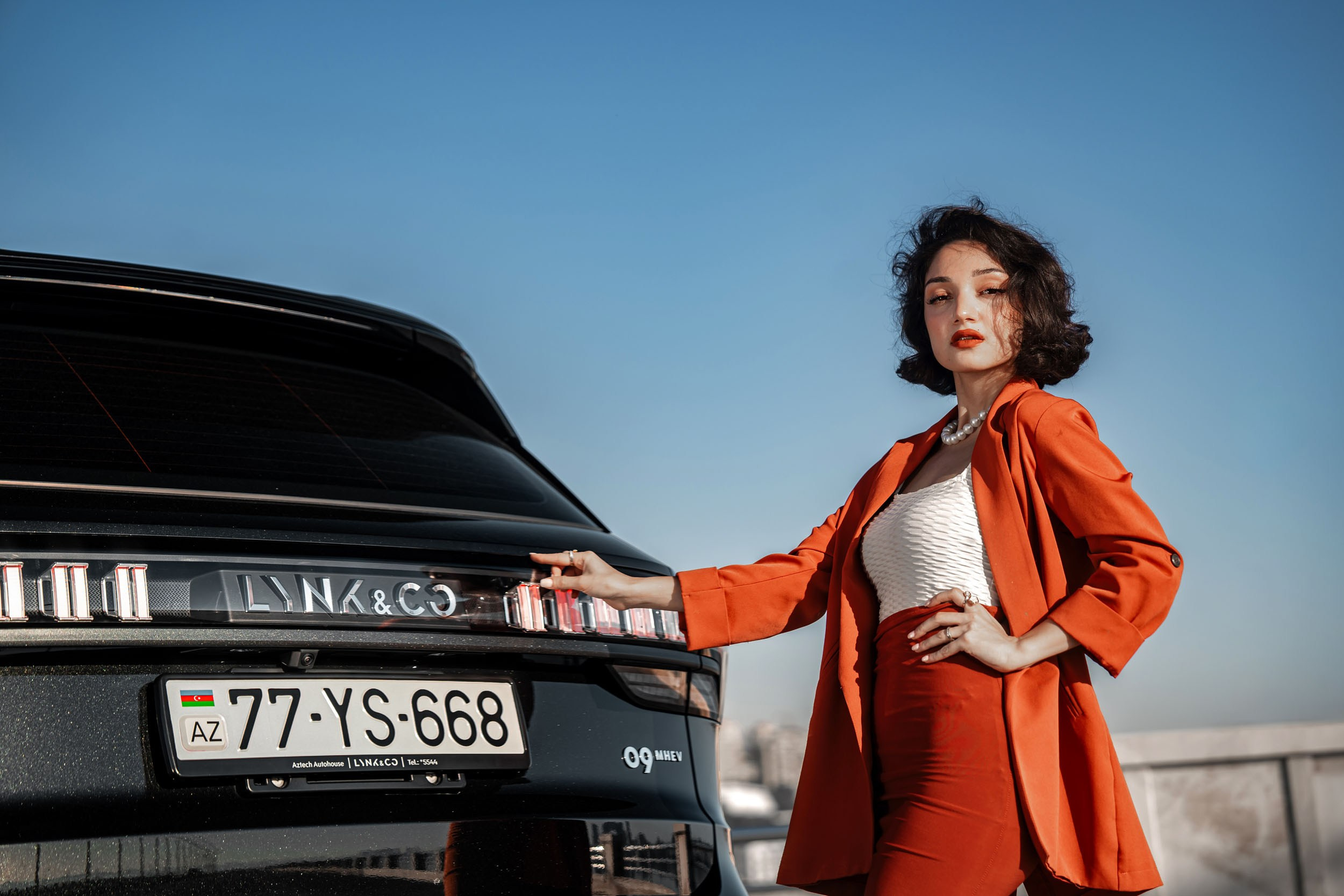 LYNK & CO. WORLDWIDE COMMERCIAL AUTOMOTIVE PHOTOGRAPHER