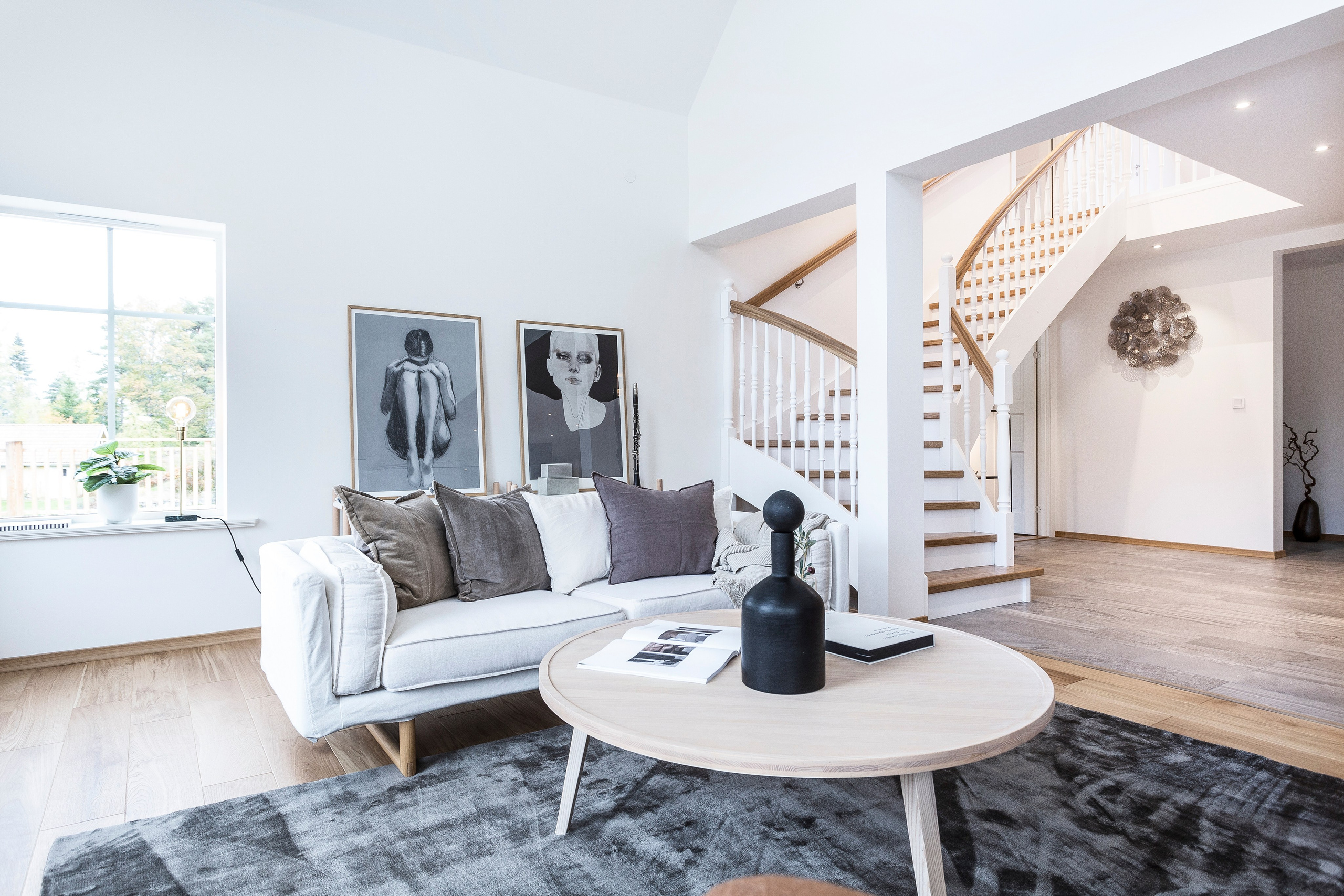 Villa i Stockholm med altan. InHome Design Stockholm – Interiördesign och homestyling i Stockholm