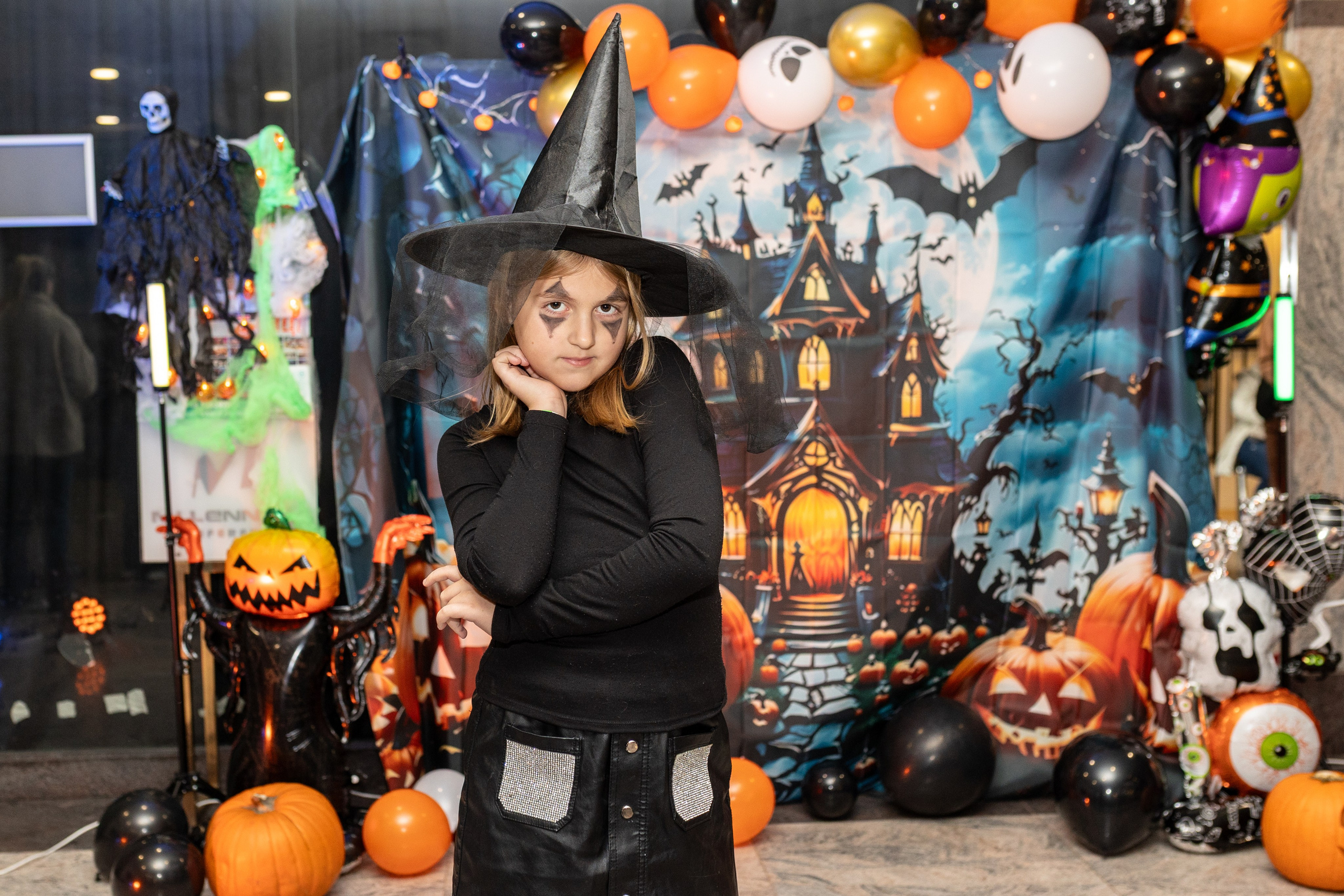 Leo dance studio Helloween 2025. Семейный и детский фотограф в Варшаве Мила Бобровская