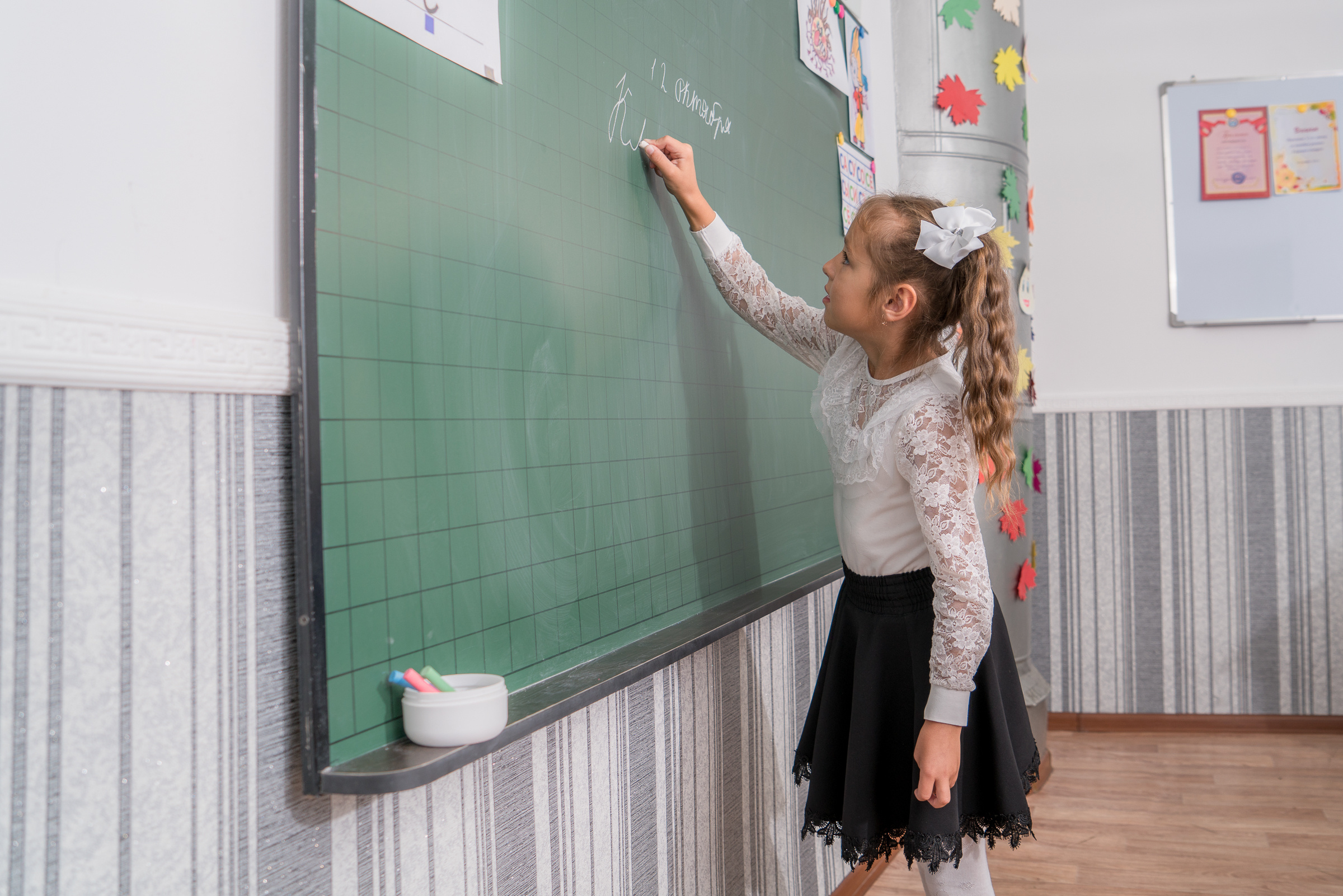 Школьная съемка, съемка детей в школе. Профессиональный фотограф в Бишкек Сергей Зорин