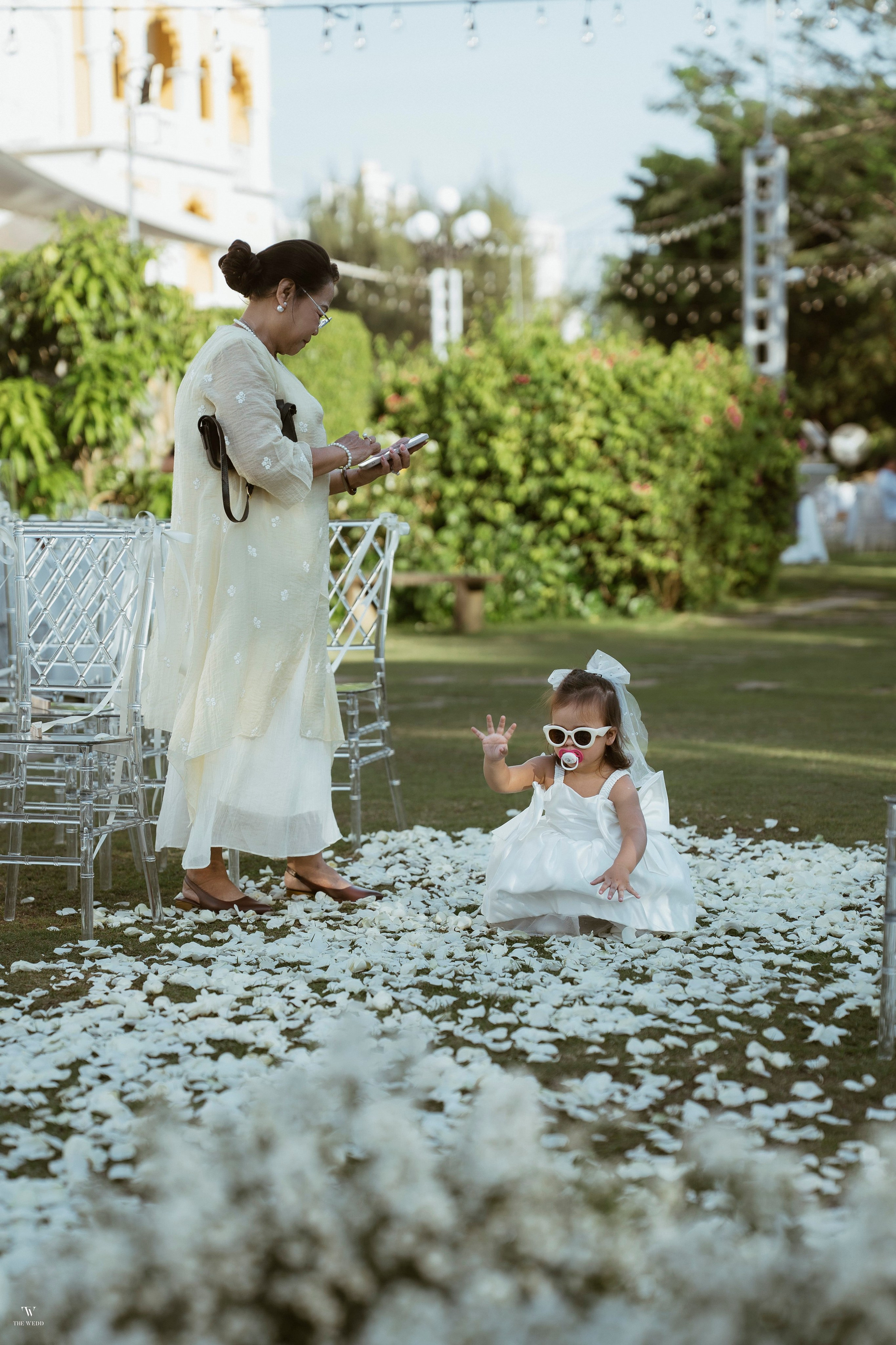 ALEX & NICOLE. WEDDING PHOTOGRAPHER IN VIETNAM