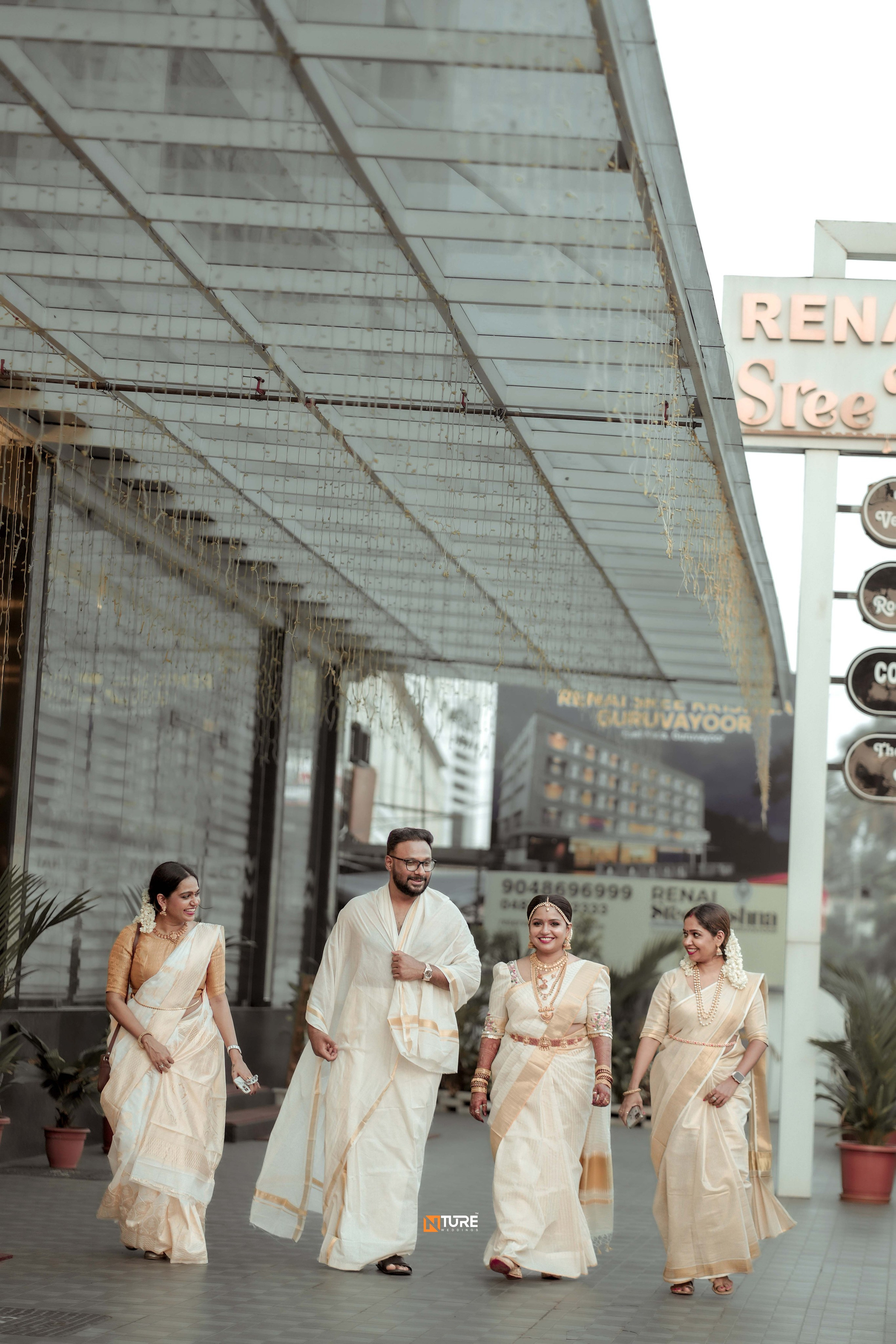 PHOTOS. NTURE WEDDING