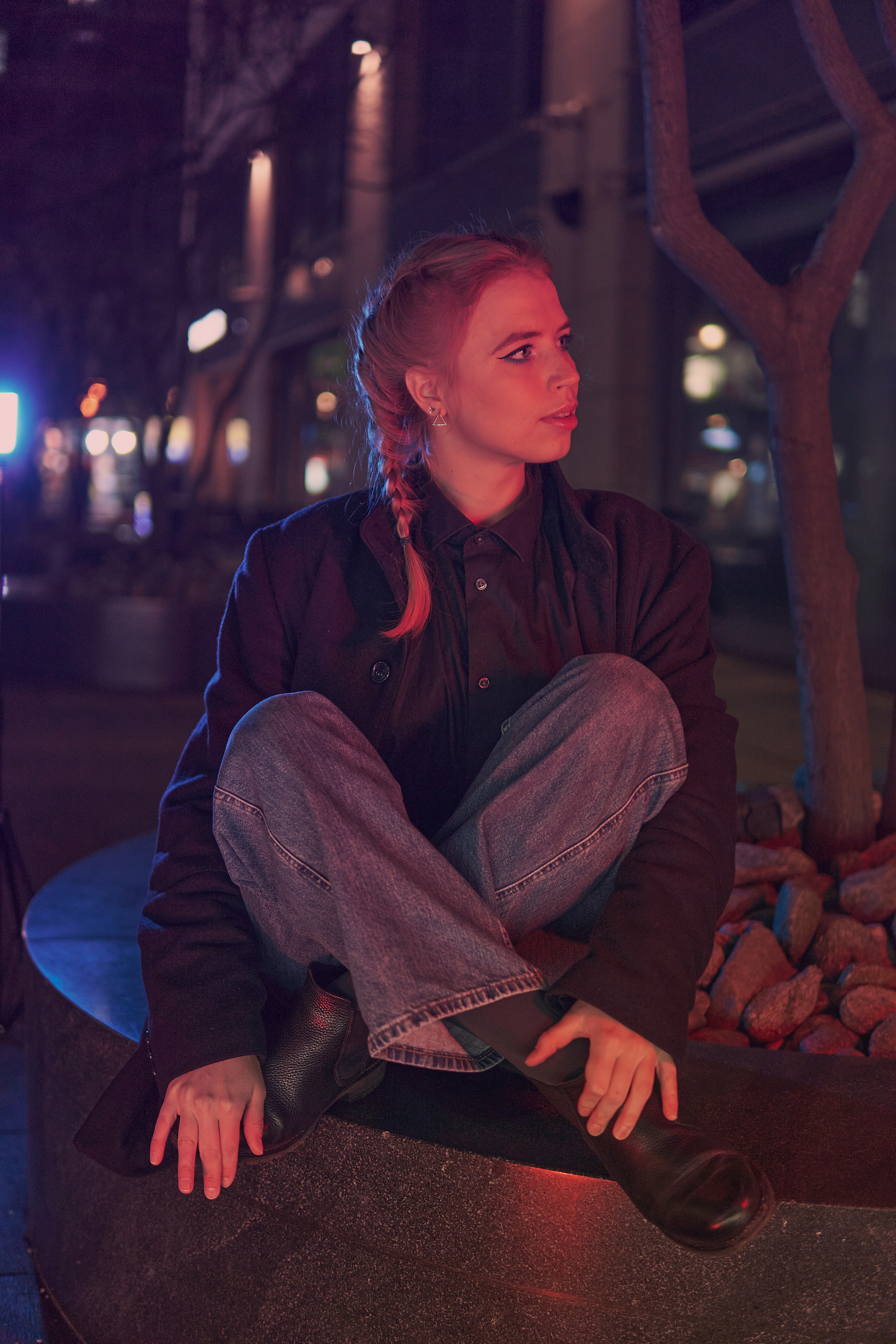 Daria: Neon Berlin. Evgeny Ignatik — street photographer | portraits