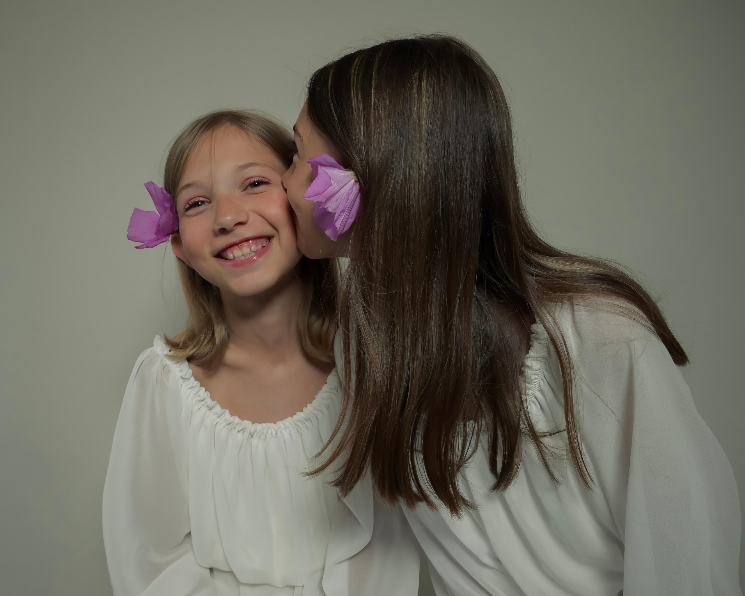 ELISA E SOFIA - SESSIONE FOTOGRAFICA ESTIVA LE SORELLE CON LA MAMMA