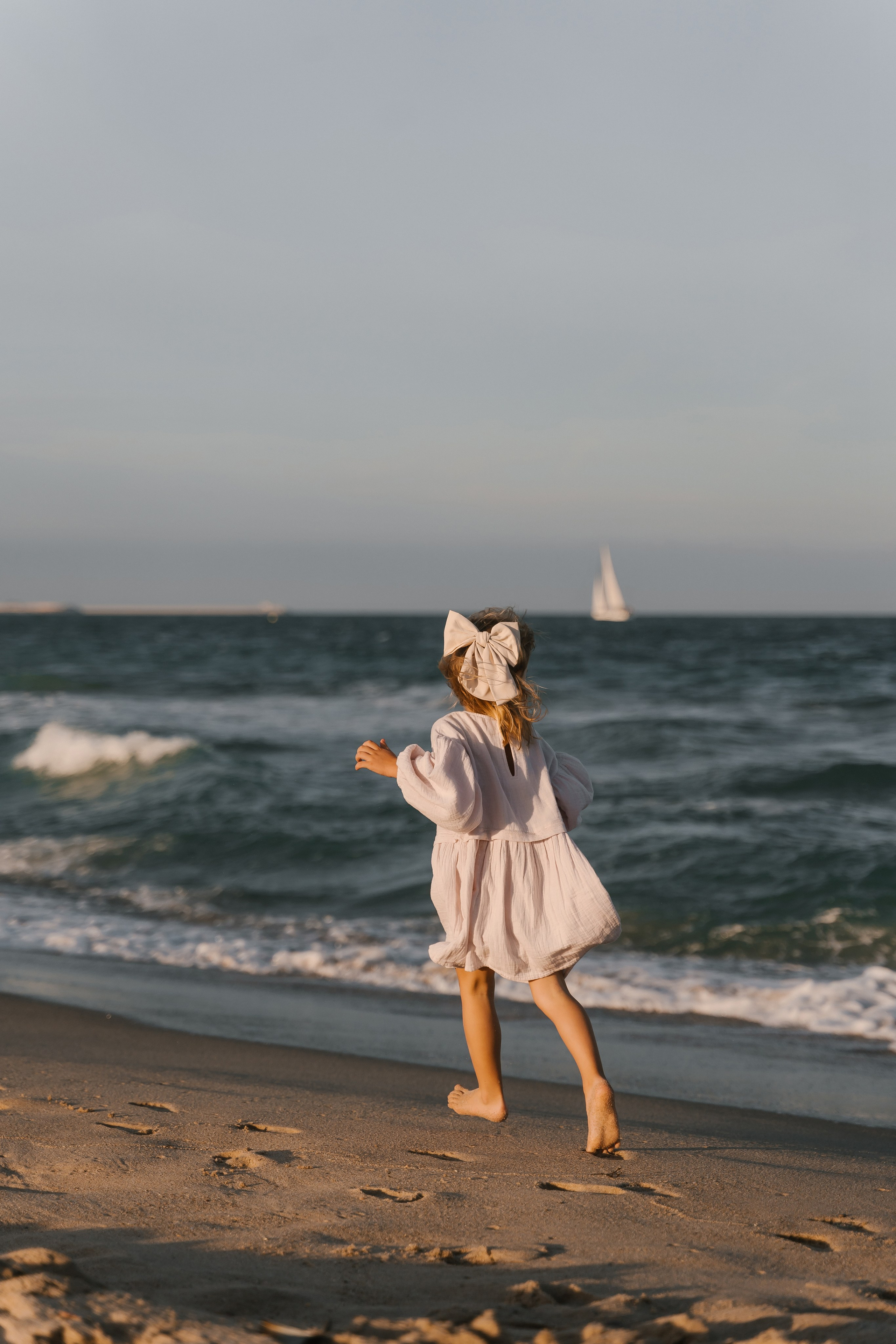 Julia, Pedro y Mia. Fotógrafa de bodas y familias en España, Valencia: Nadia ProFoto
