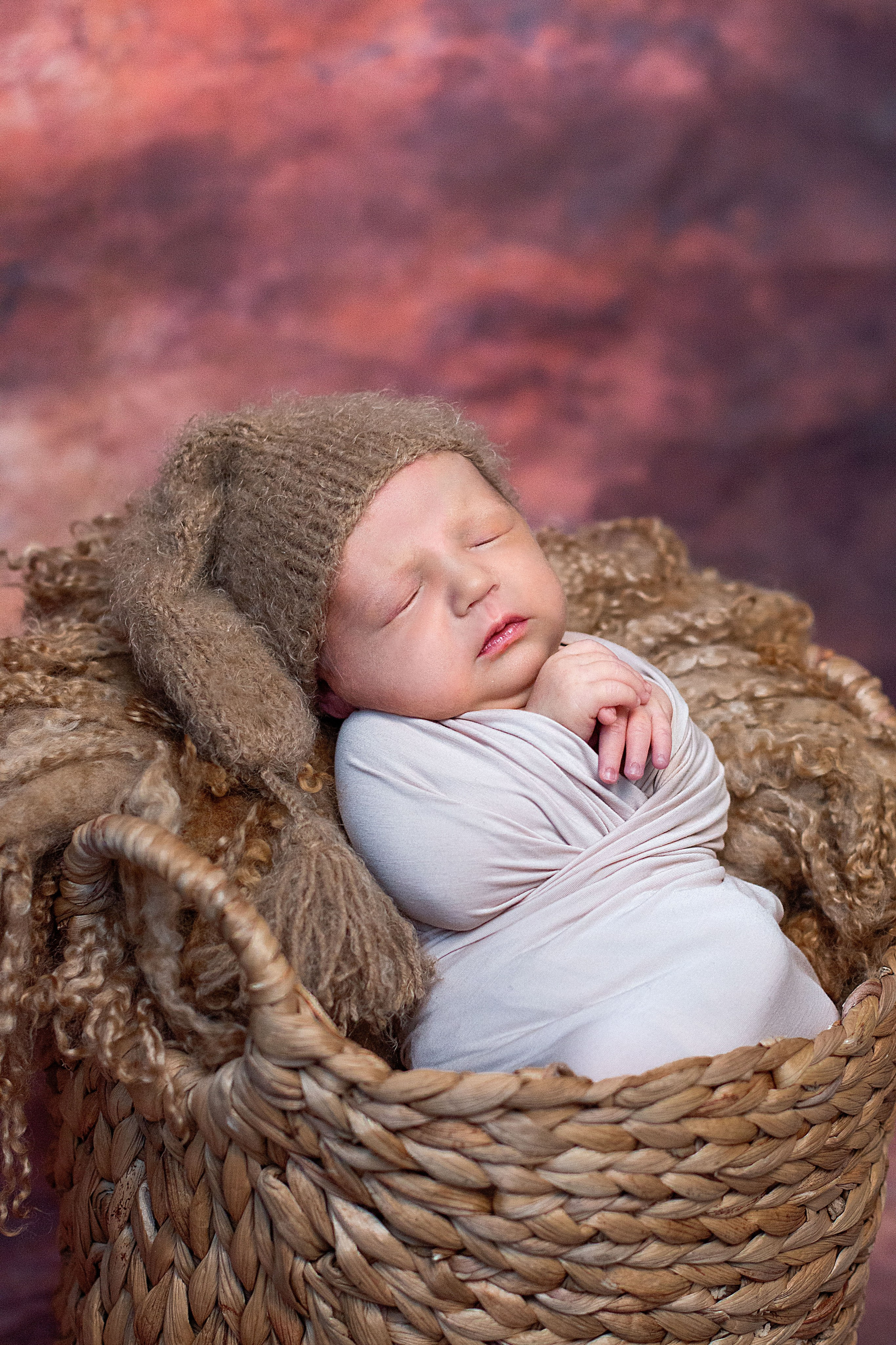 Newborn классическая. Детский и семейный фотограф в г. Бельцы