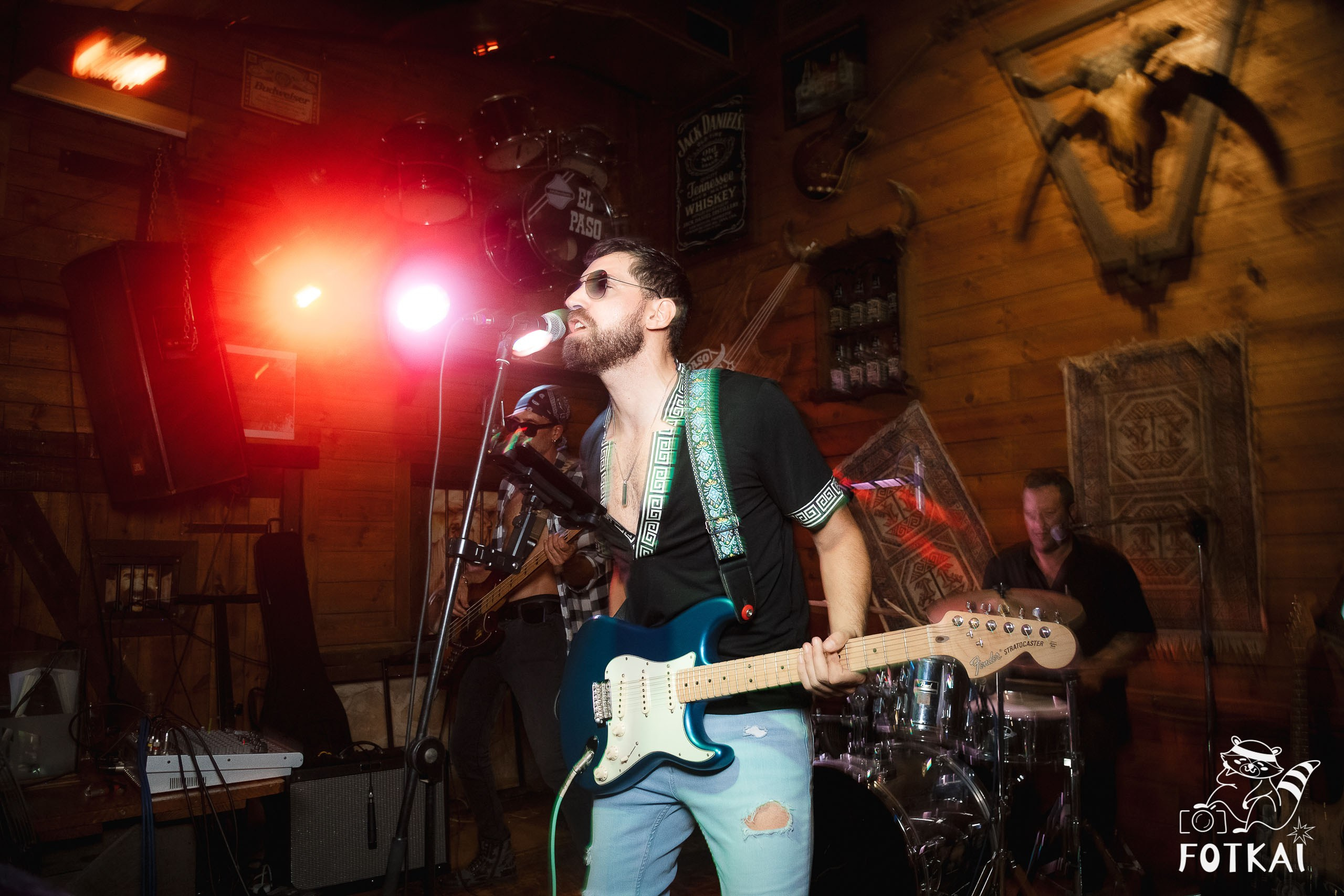 Stones of the Coast en El Paso Rock Bar Torrevieja: Reportaje fotográfico 20.09.25 | FOTKAI