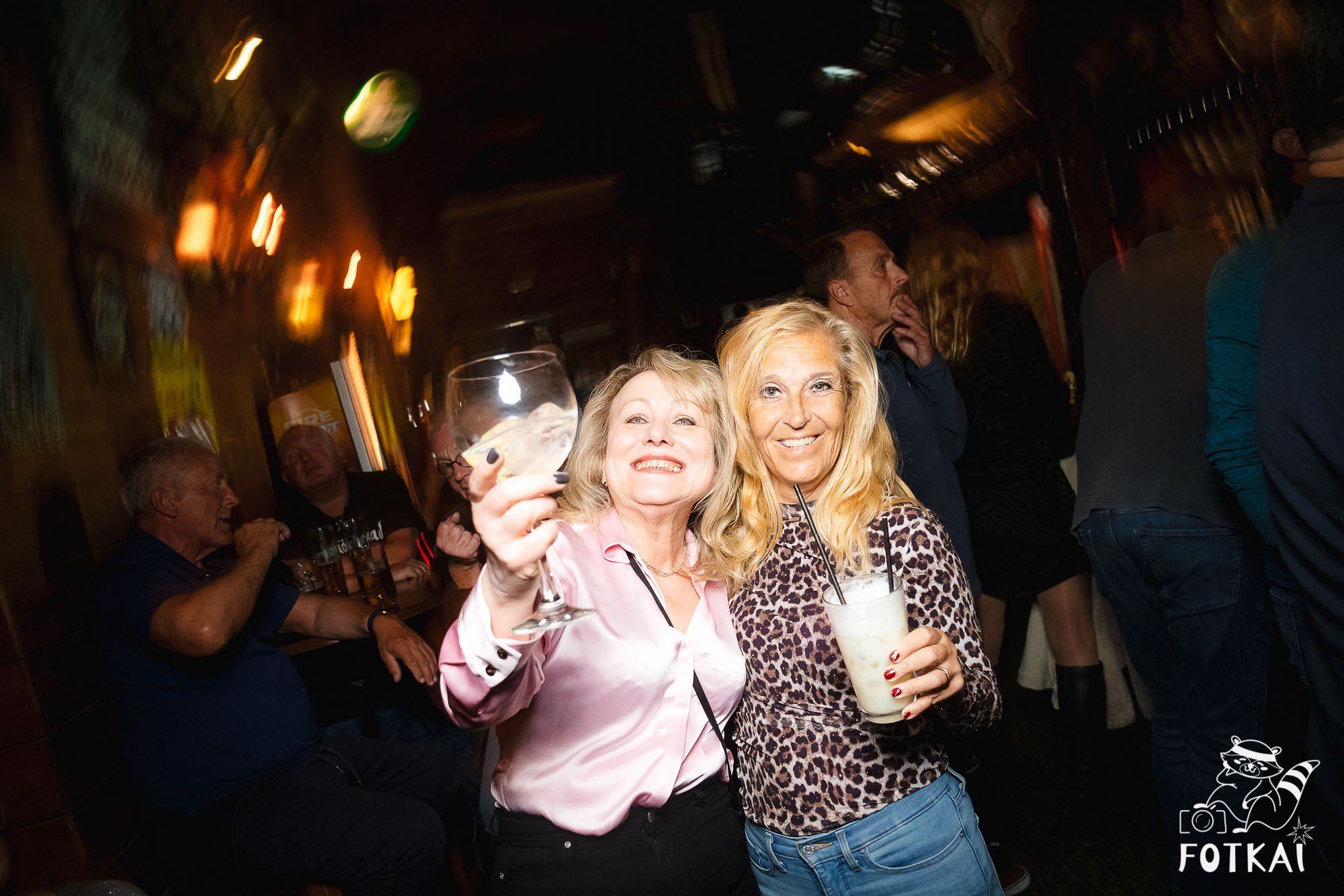 Amy Winehouse Tribute at El Paso Bar (March 28) — Live Concert Photo Report | FOTKAI