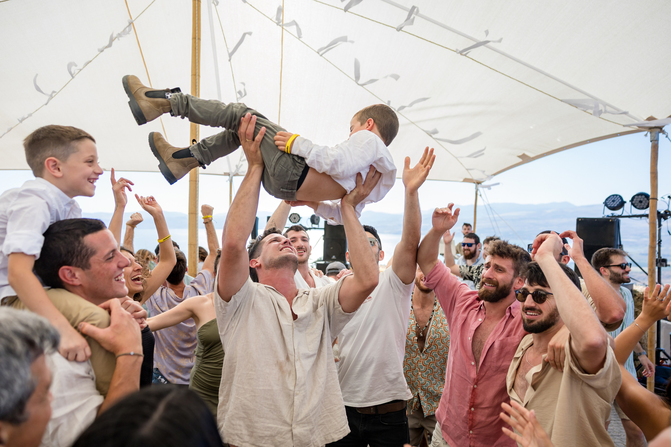 Omar & Nimrod. AMIR BUCHNIK PHOTOGRAPHER