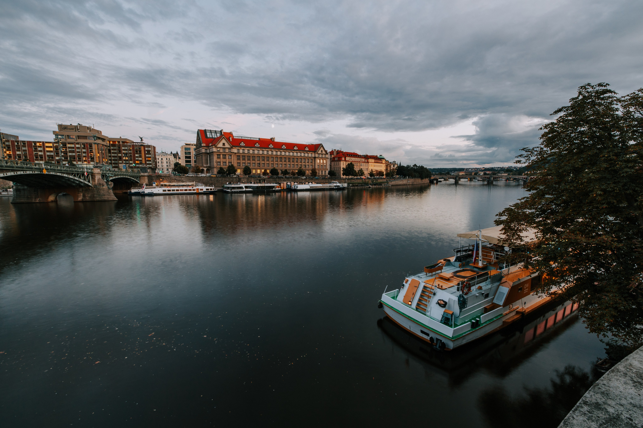 Johanneshof, Prague. AMIR BUCHNIK PHOTOGRAPHER