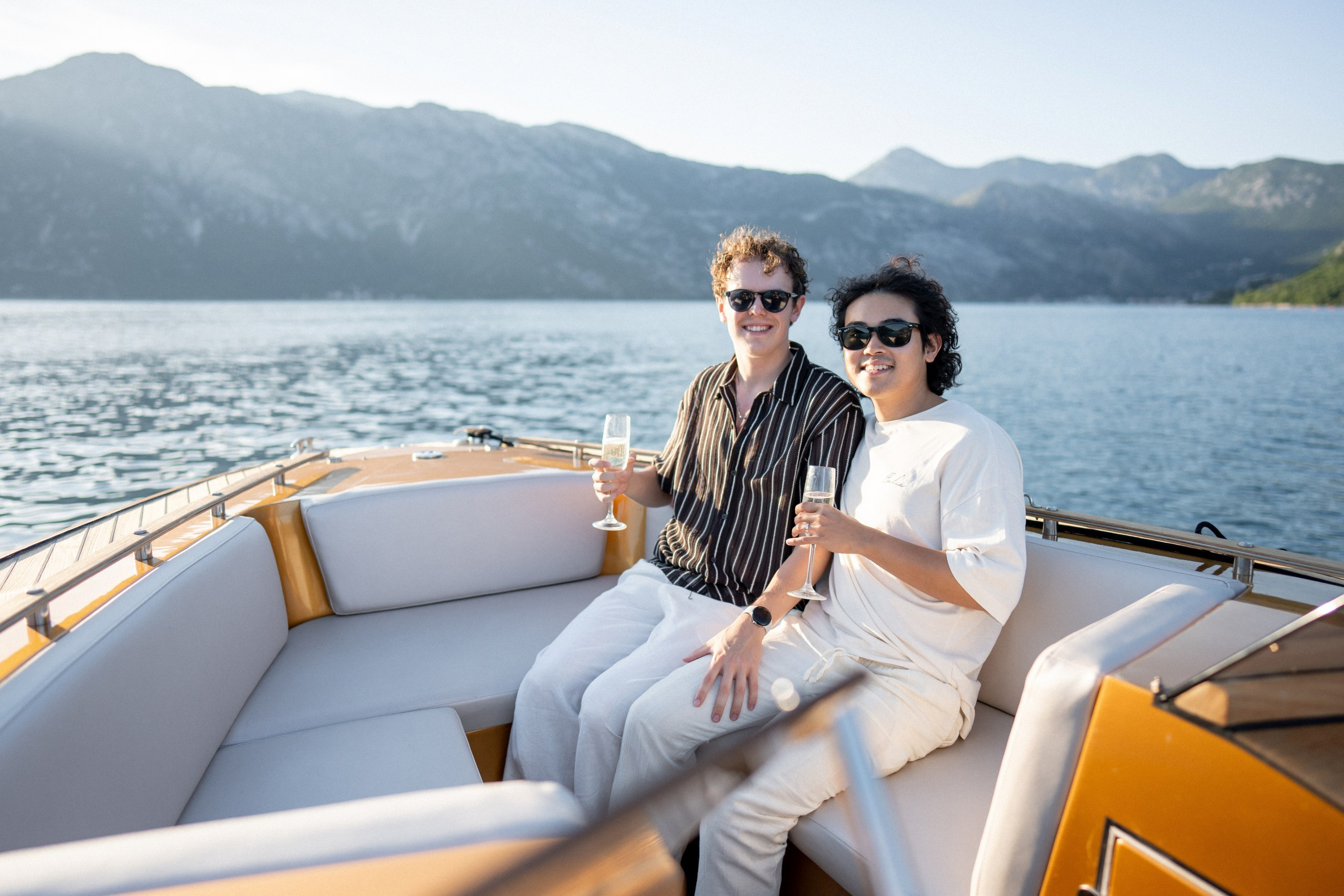 Perast Boat Proposal. Trouwfotograaf & videograaf in Montenegro | Maria & Vasilii
