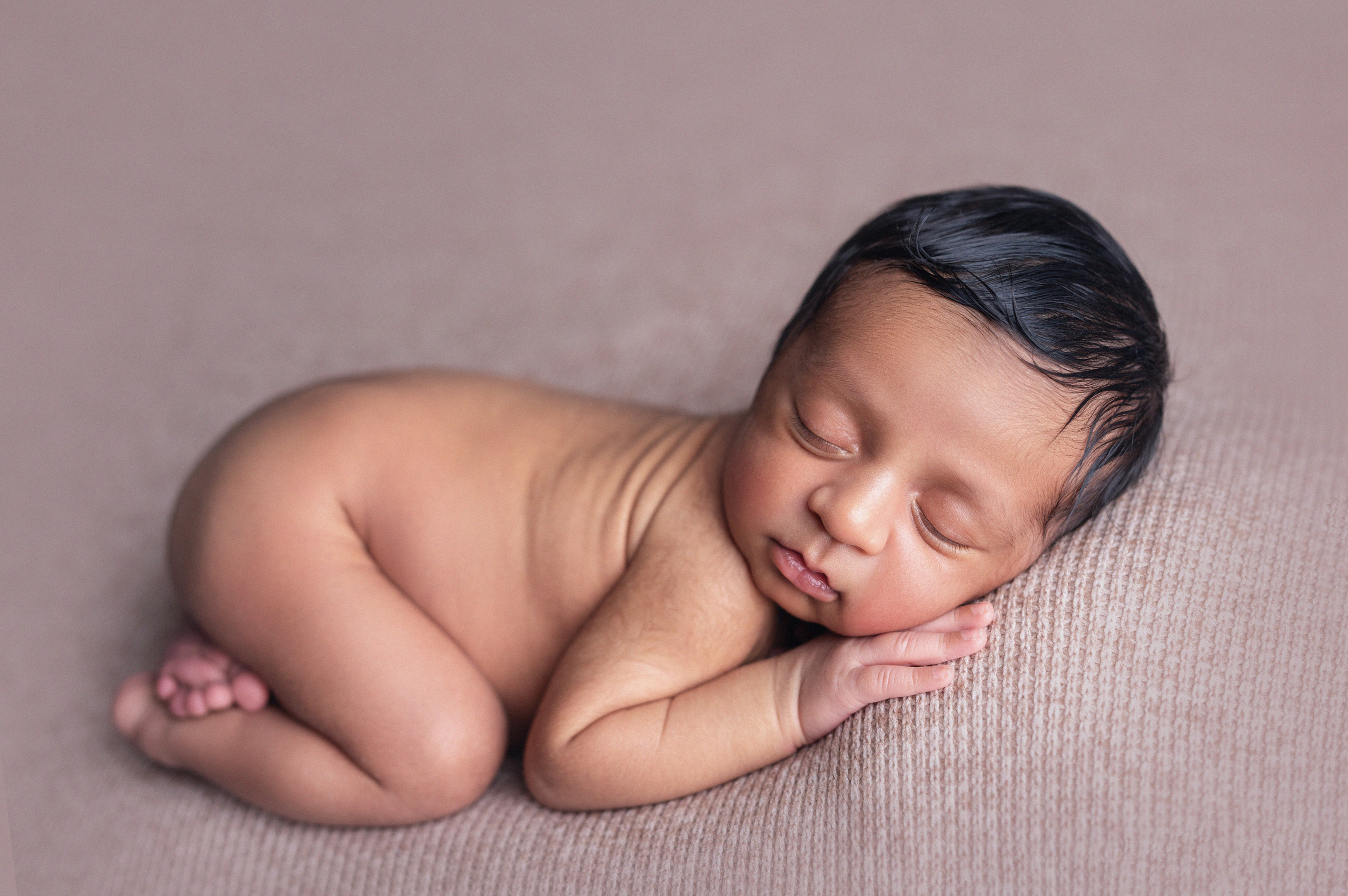 Vihaan 3 weeks. In-home newborn photography Raleigh & area Katya Kulikova