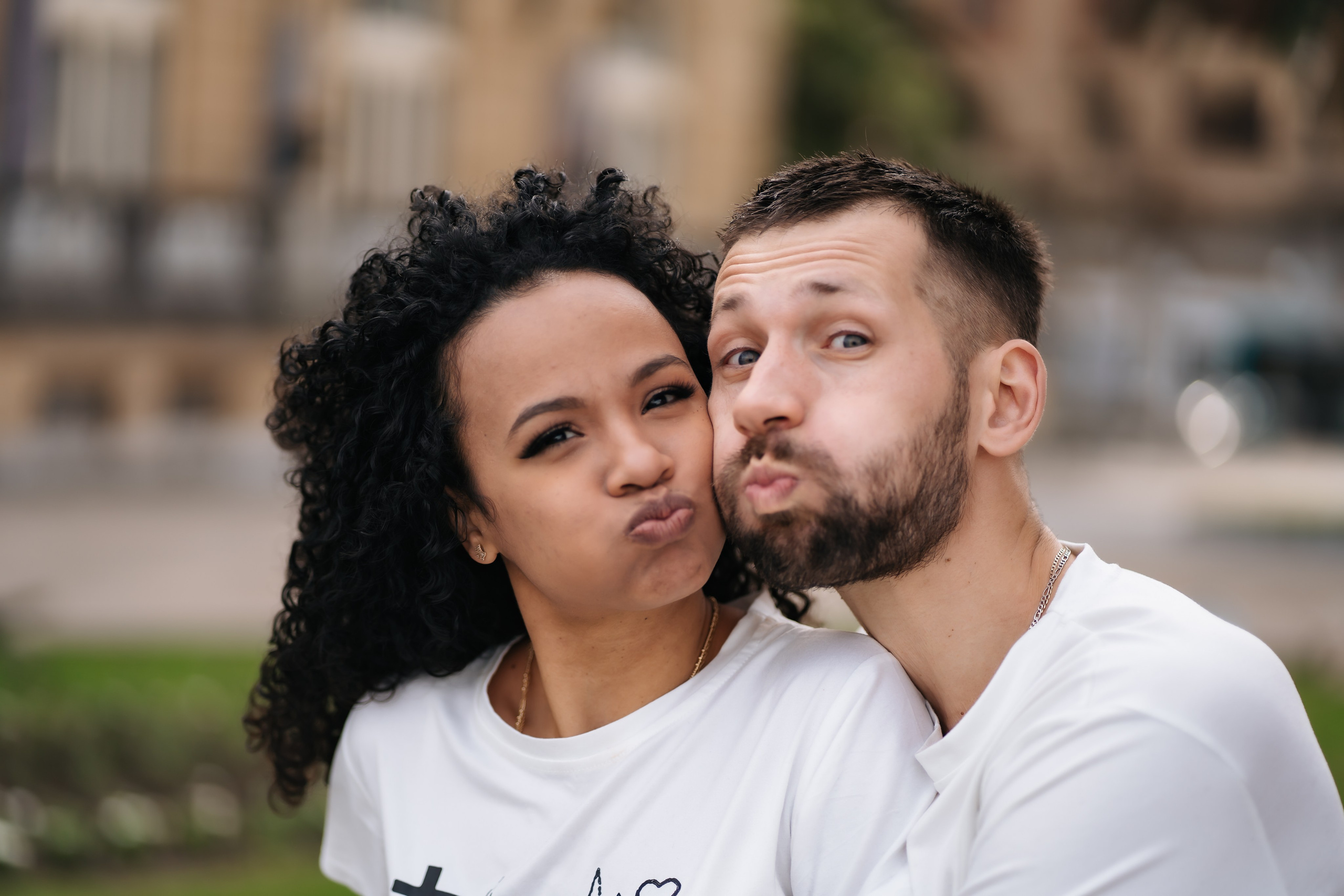 V🤍R. Holigood foto y video reportaje de bodas en San Sebastián y Europa