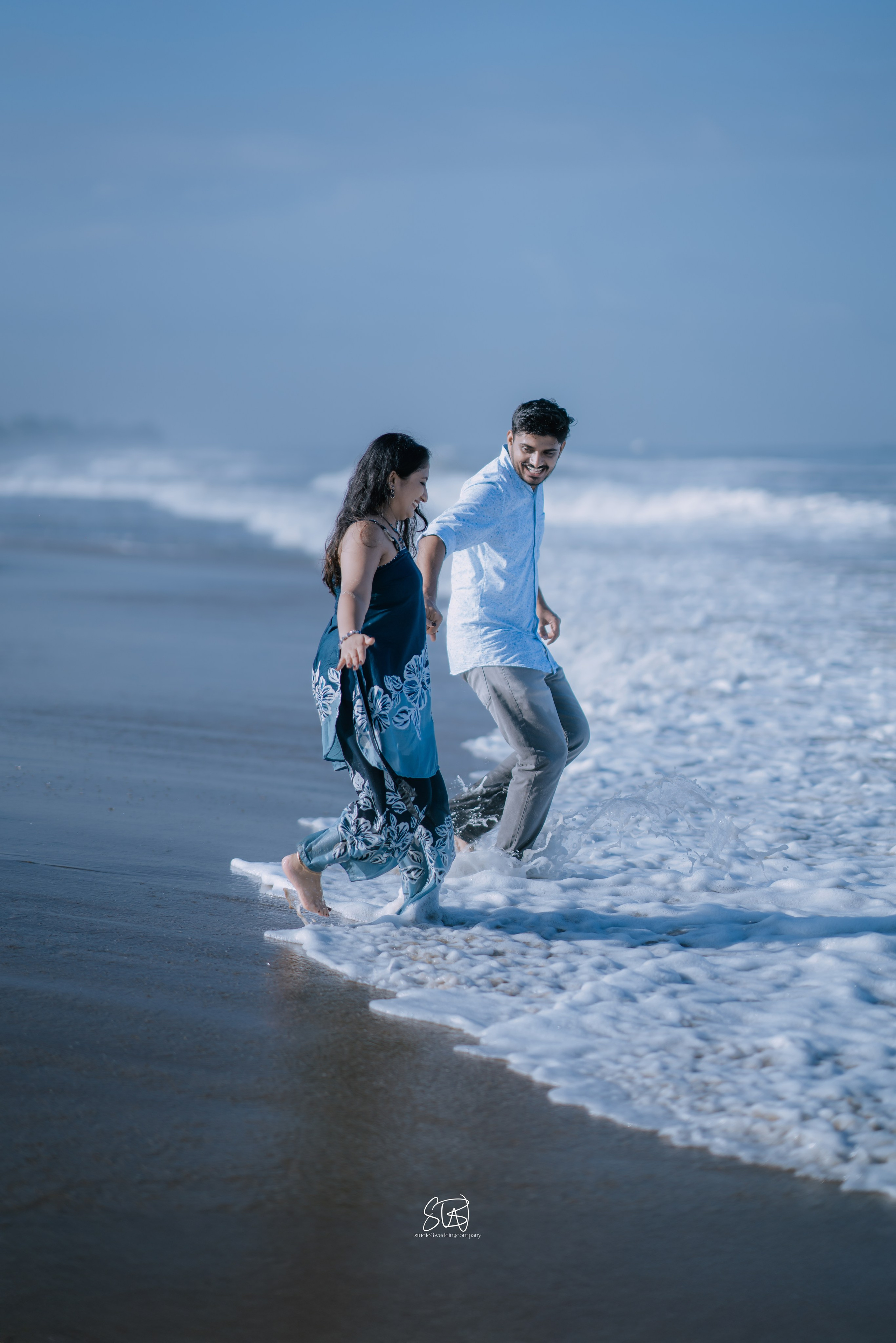 BEACH PREWEDDING. STUDIO3WEDDINGCOMPANY