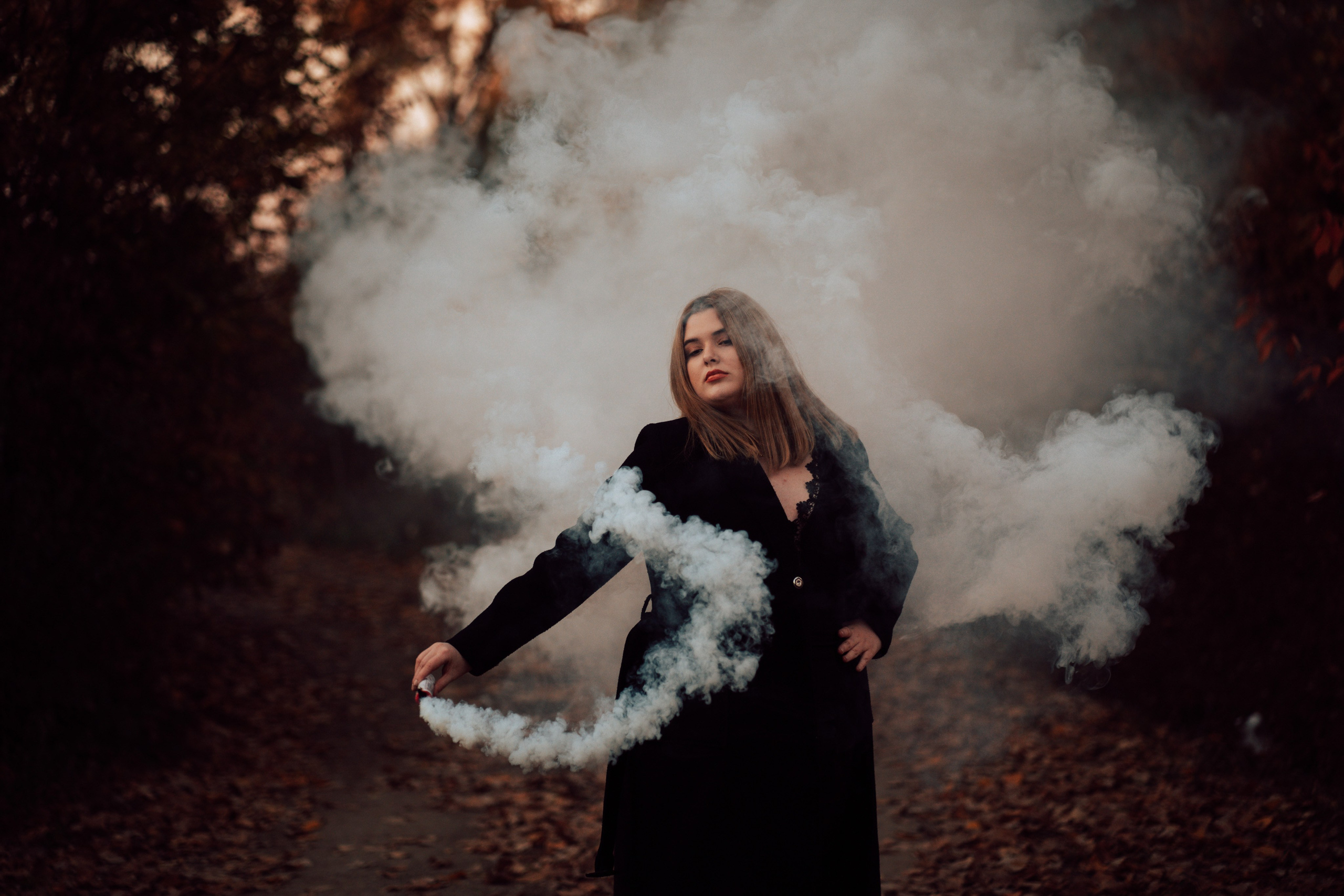 Fumigene… 40 lei/fumigena Opțional. Trendy Albums