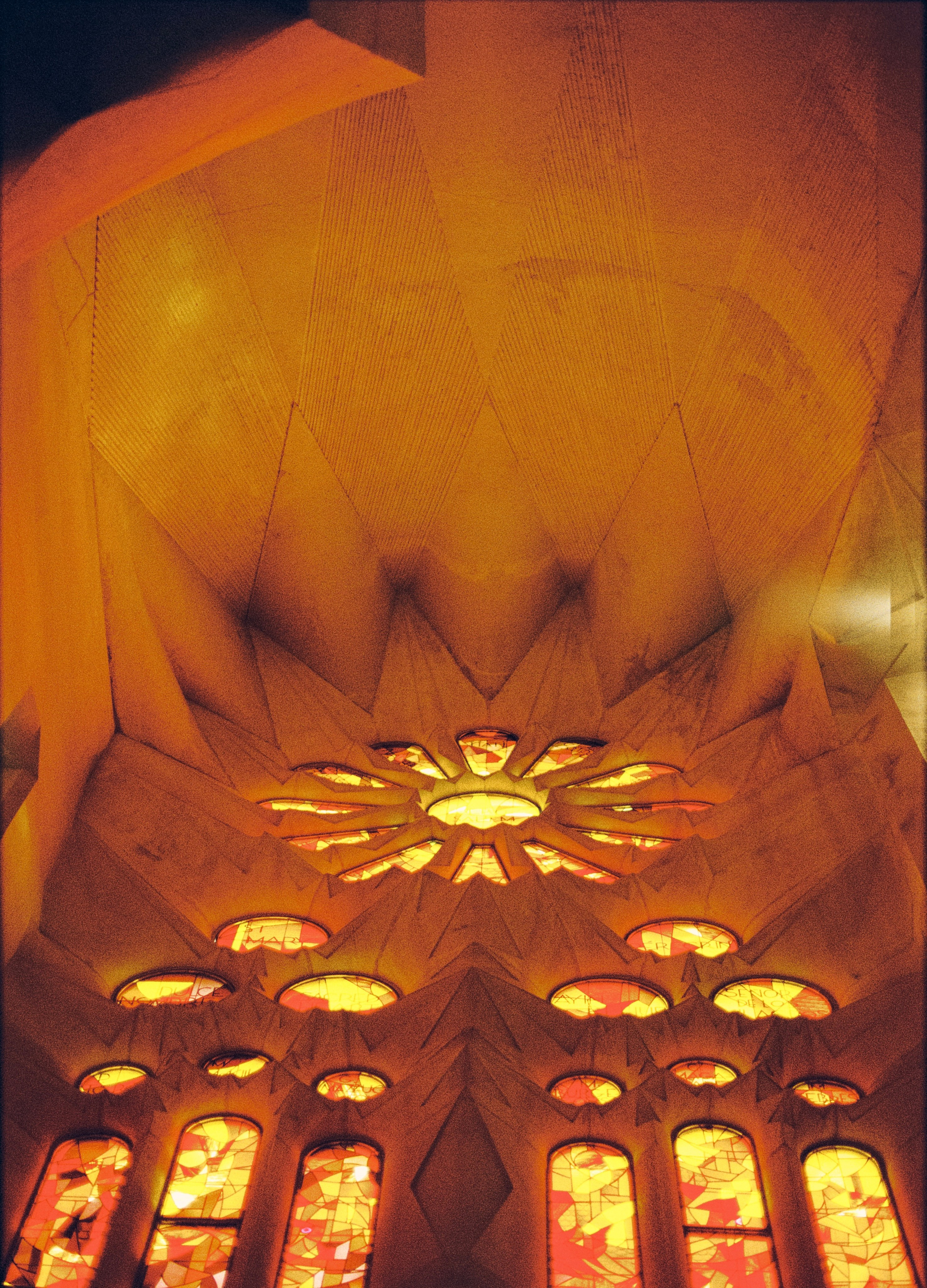 Wanderlust / Film photos. Fotografia personalna i fashion dla marek i agencji modelingowych. Warszawa, Europa. Yaroslav Storchak