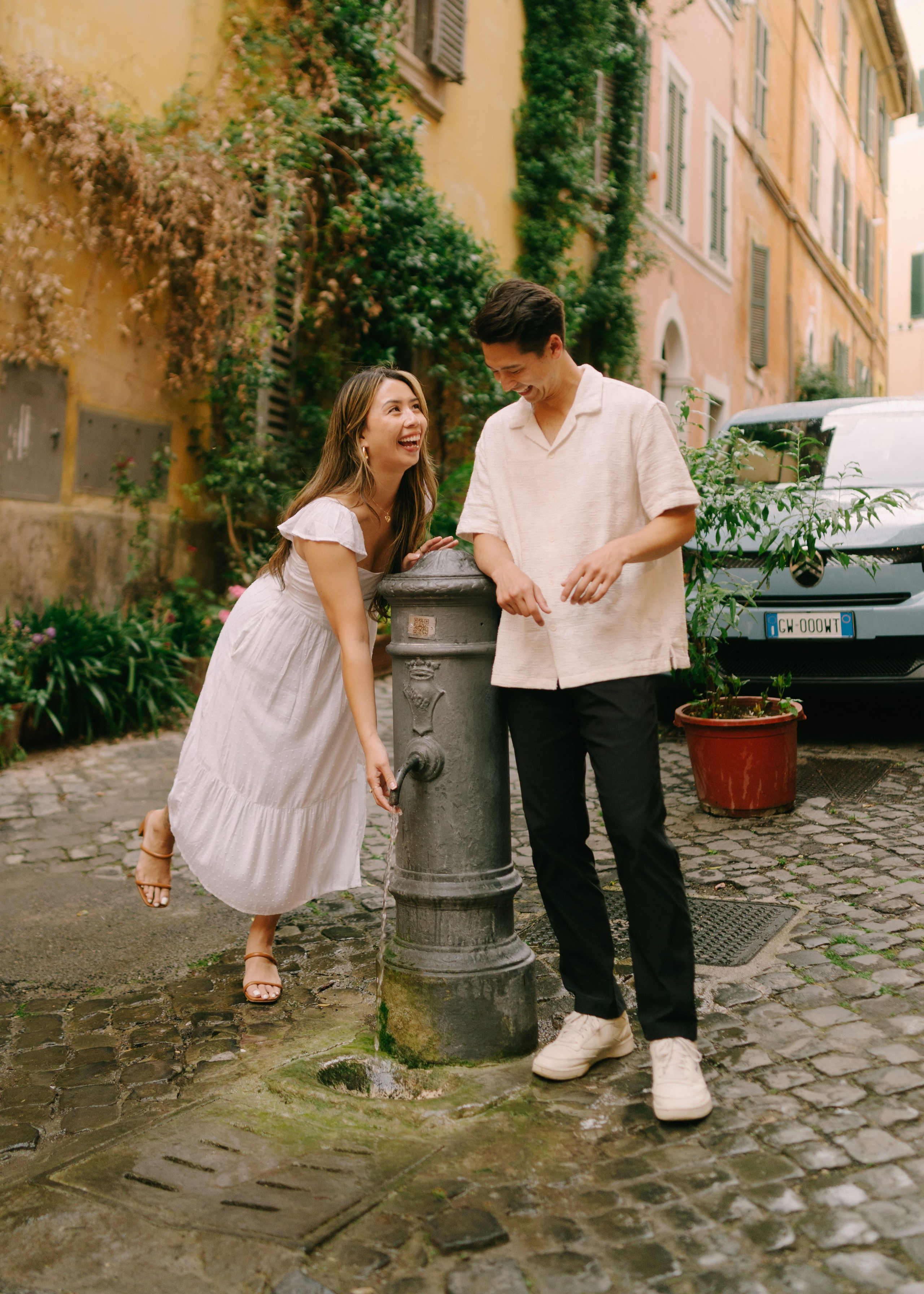 Colosseum afternoon walk. Photographer in Rome and Italy. Stas Varych