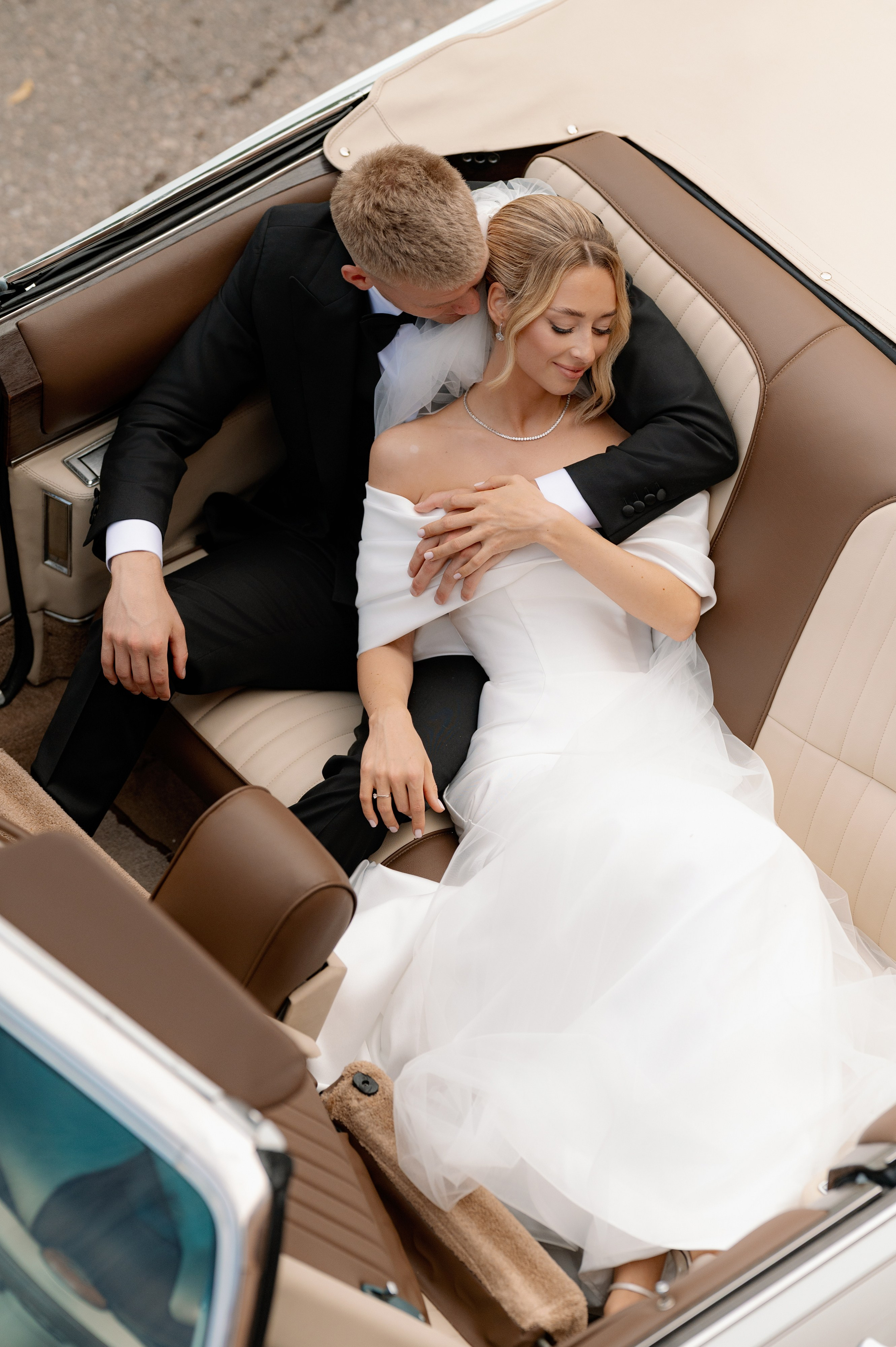 Bakasphoto wedding and lifestyle photography Latvia and Worldwide