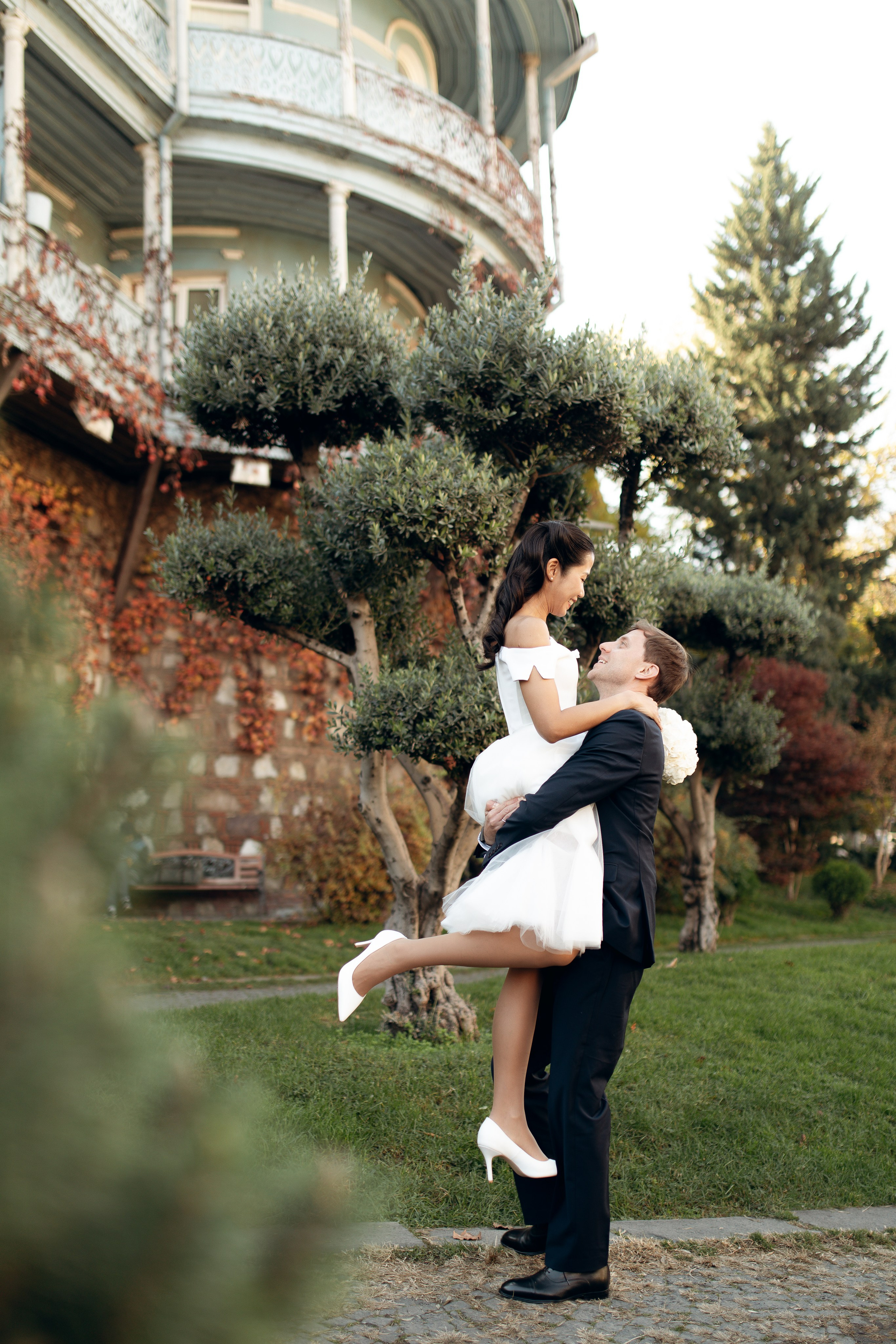 Yuri & Sara. Wedding photographer in Georgia