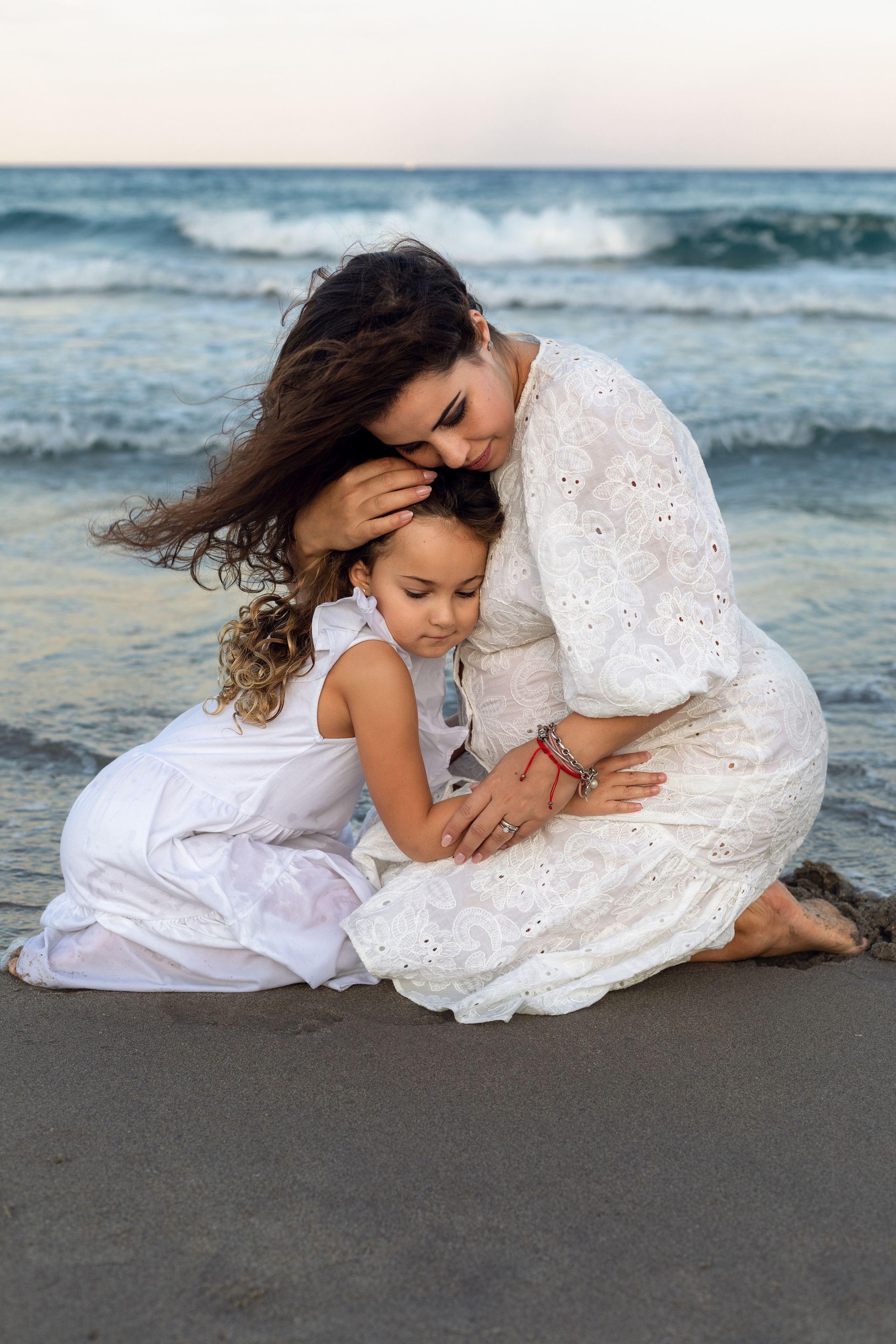 Maternity. Lana Krichev family photographer in South Florida