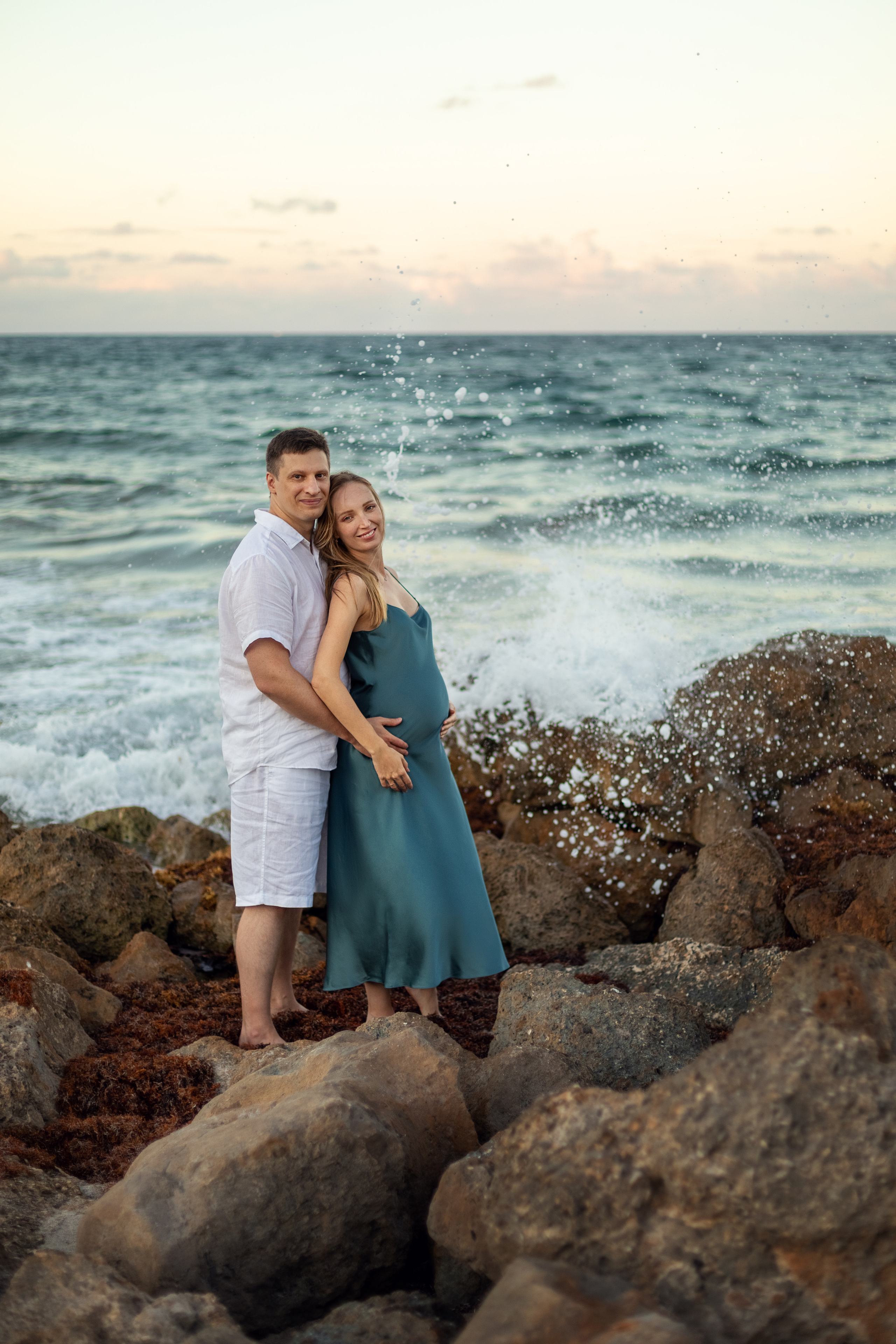 Maternity. Lana Krichev family photographer in South Florida