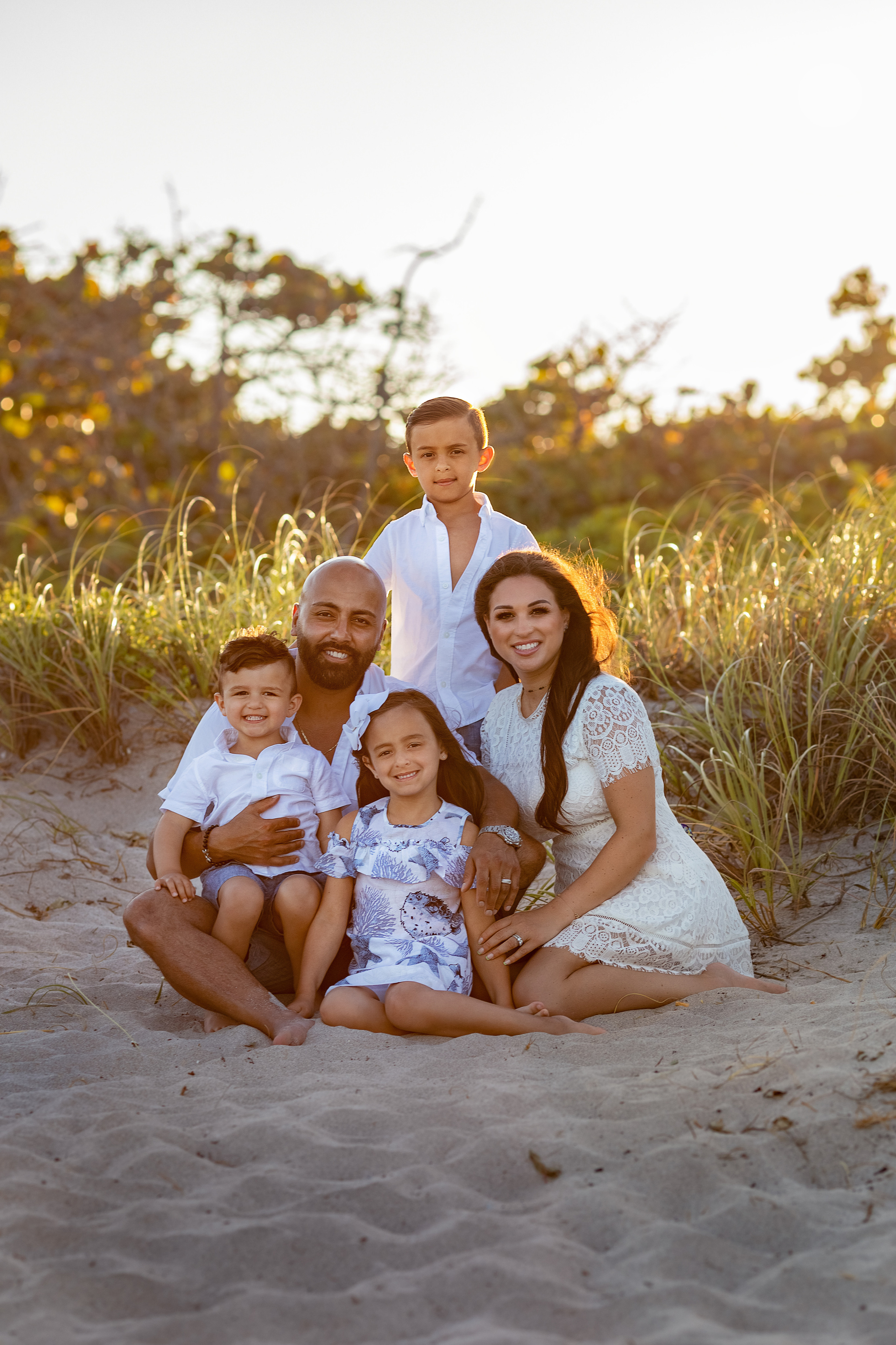 Family. Lana Krichev family photographer in South Florida