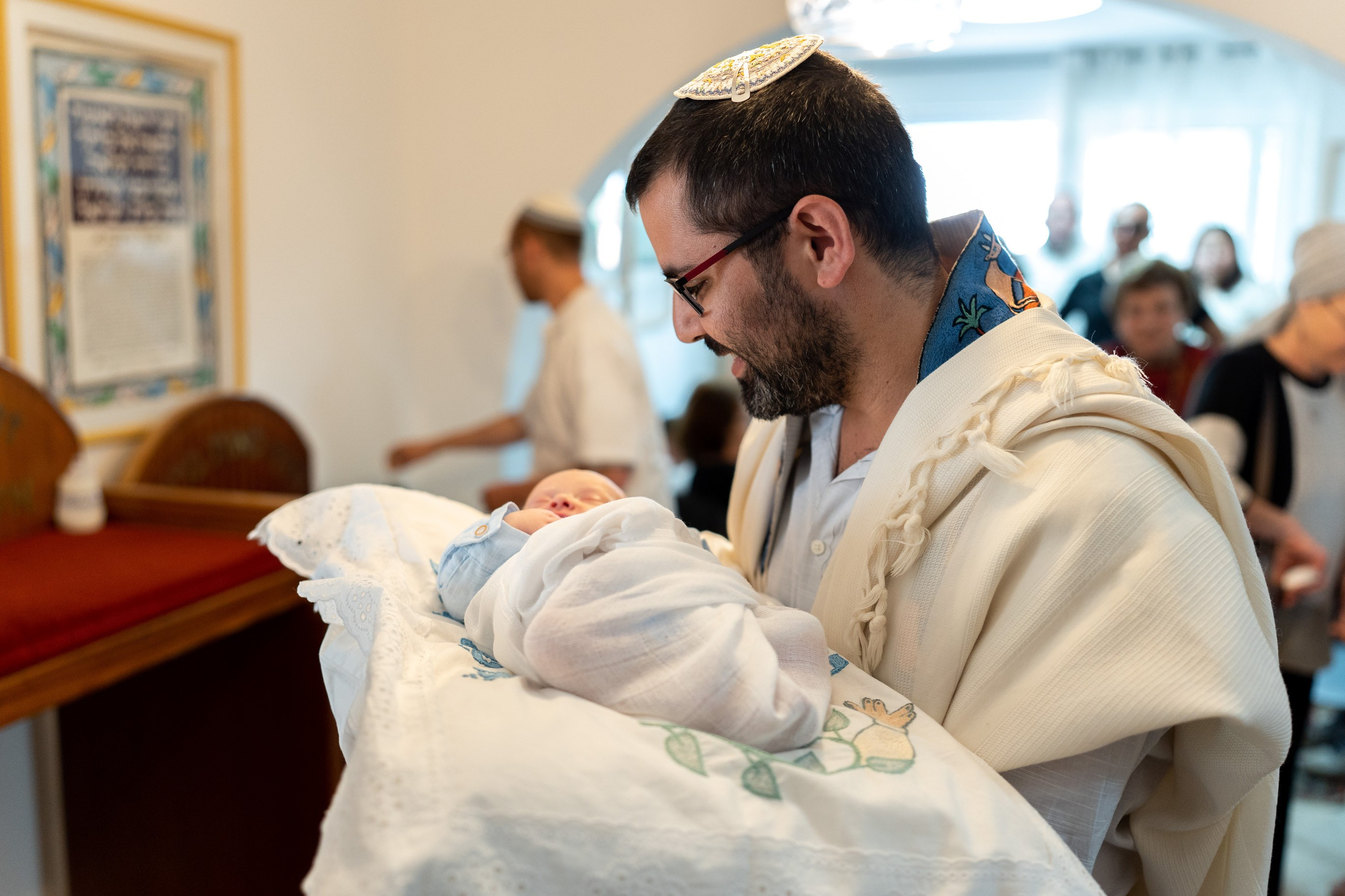 משפחת ברנד. יוסף מזרחי צילום חתונה, ברית וזוגיות. צלם מקצועי שאוהב להוציא אתכם הכי יפים ברגעים הכי מרגשים