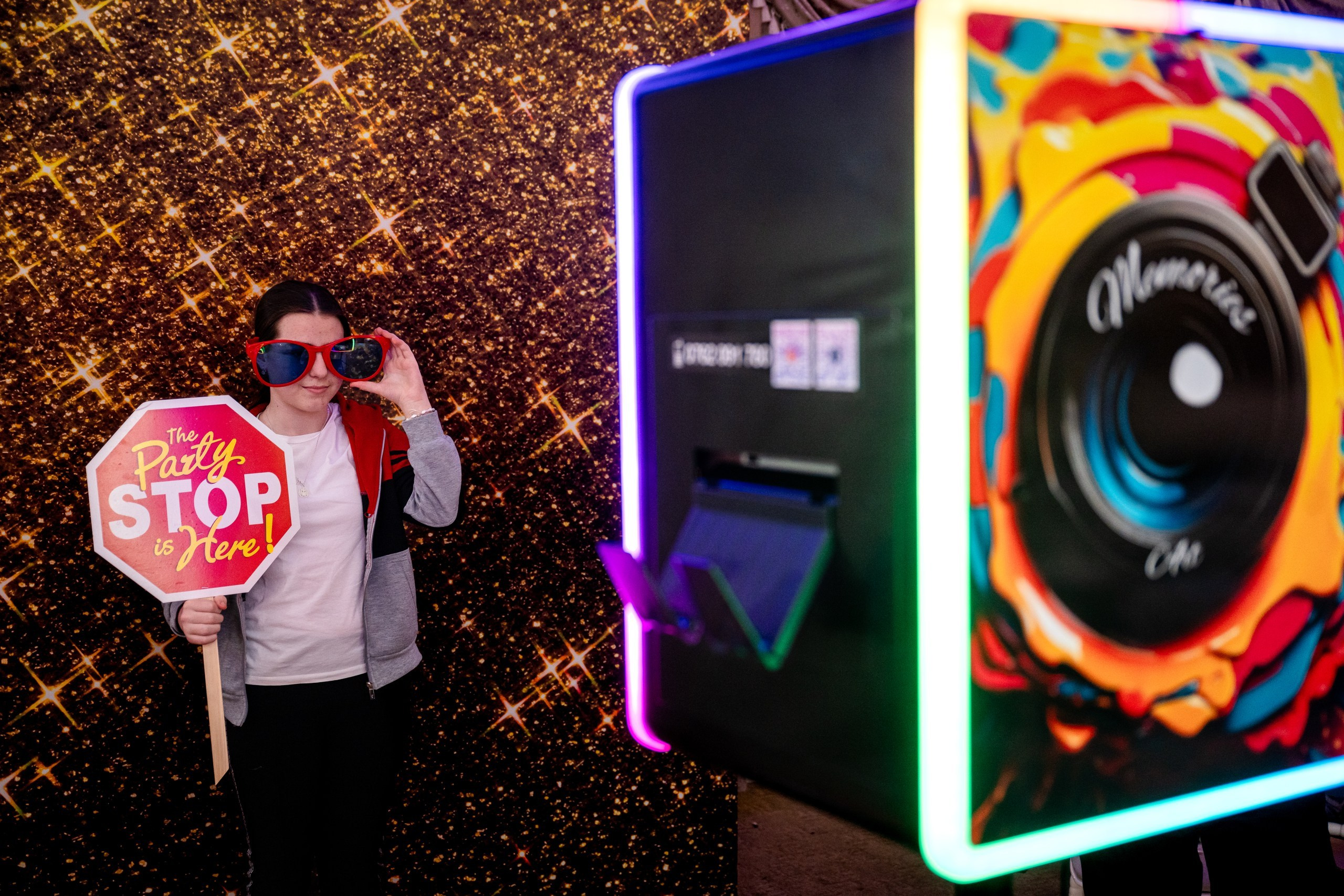 Cabină foto cu led. MOMENTsFILM — Foto-Video wedding & more