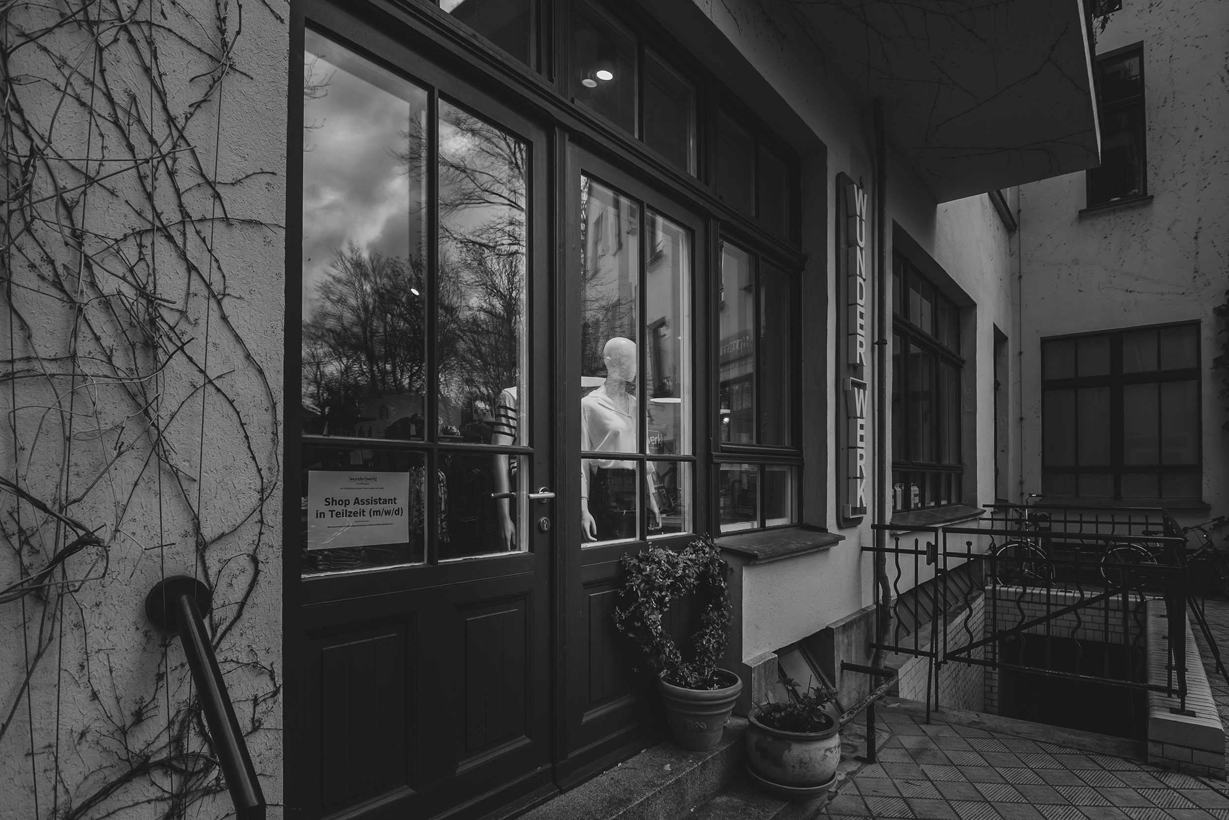 Berlin. Photographer in Yerevan