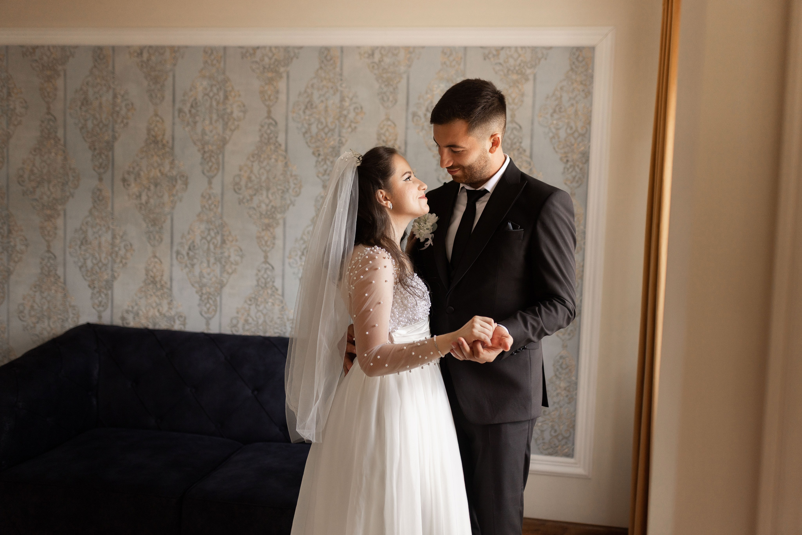 Ana-Maria & Bogdan. Vlad Aconstantinesei Photographer