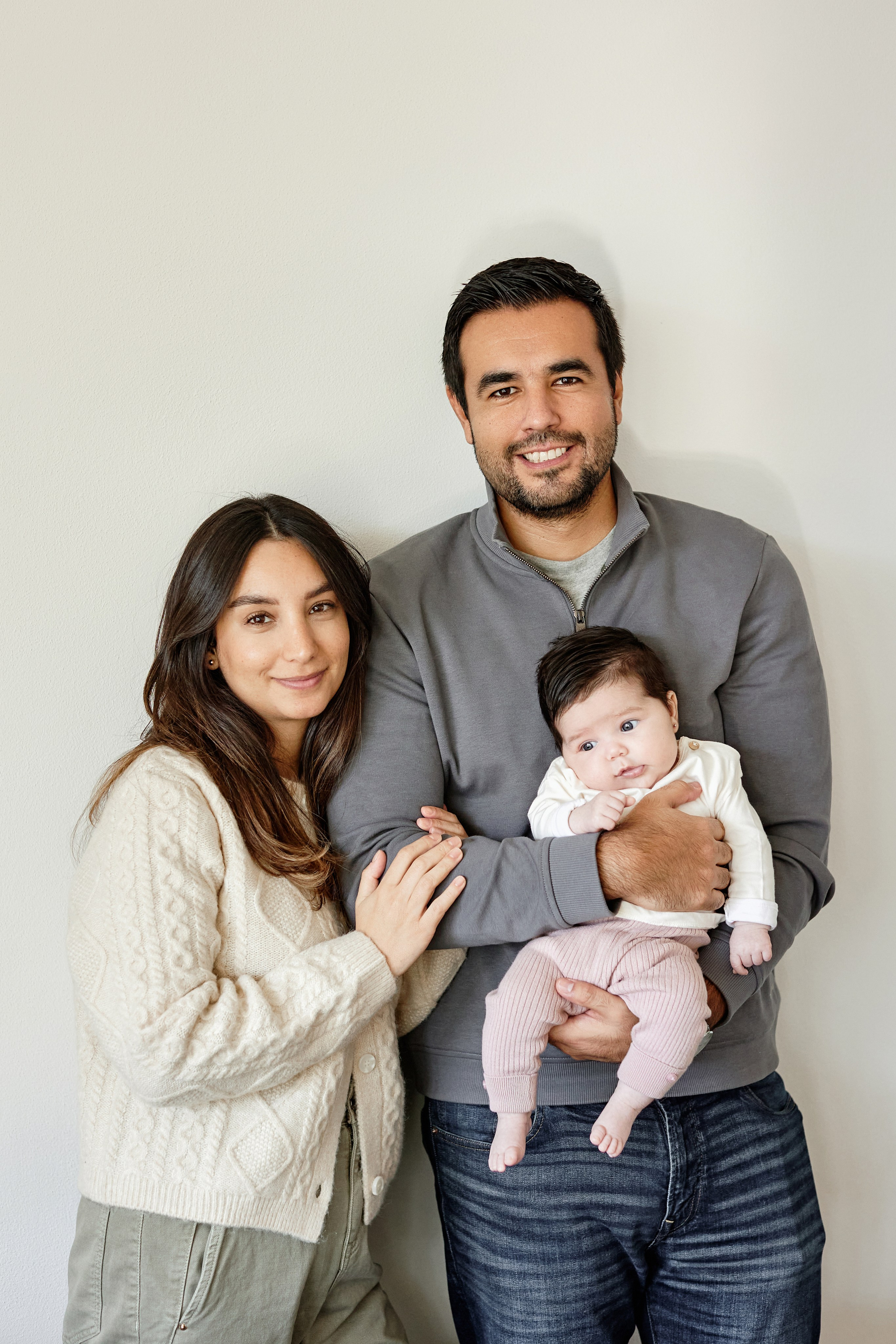 Family. Amazing photo session at a time convenient for you. Y