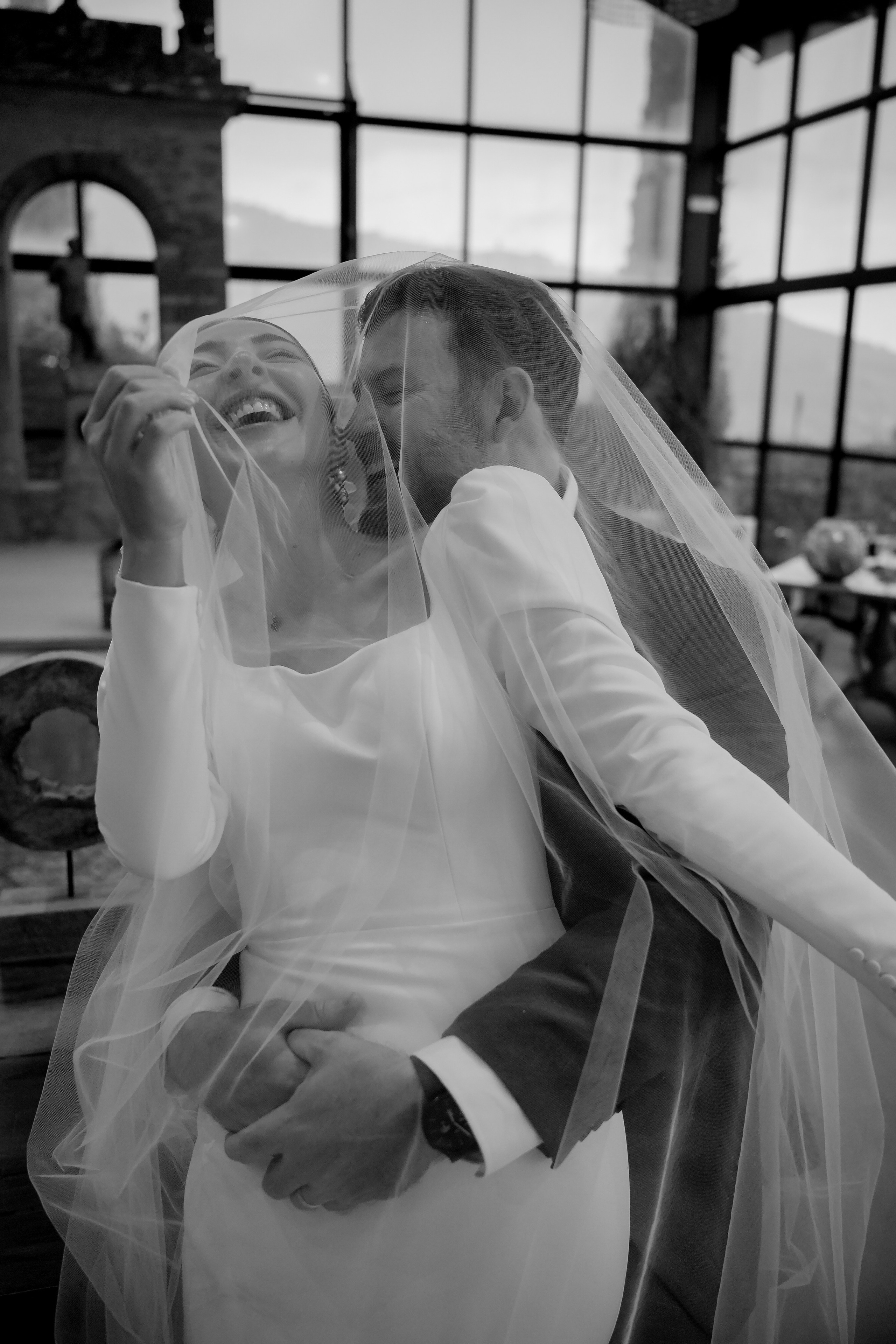 Elopment in Cortona. Villa Falconiere. Wedding Photographer in Italy