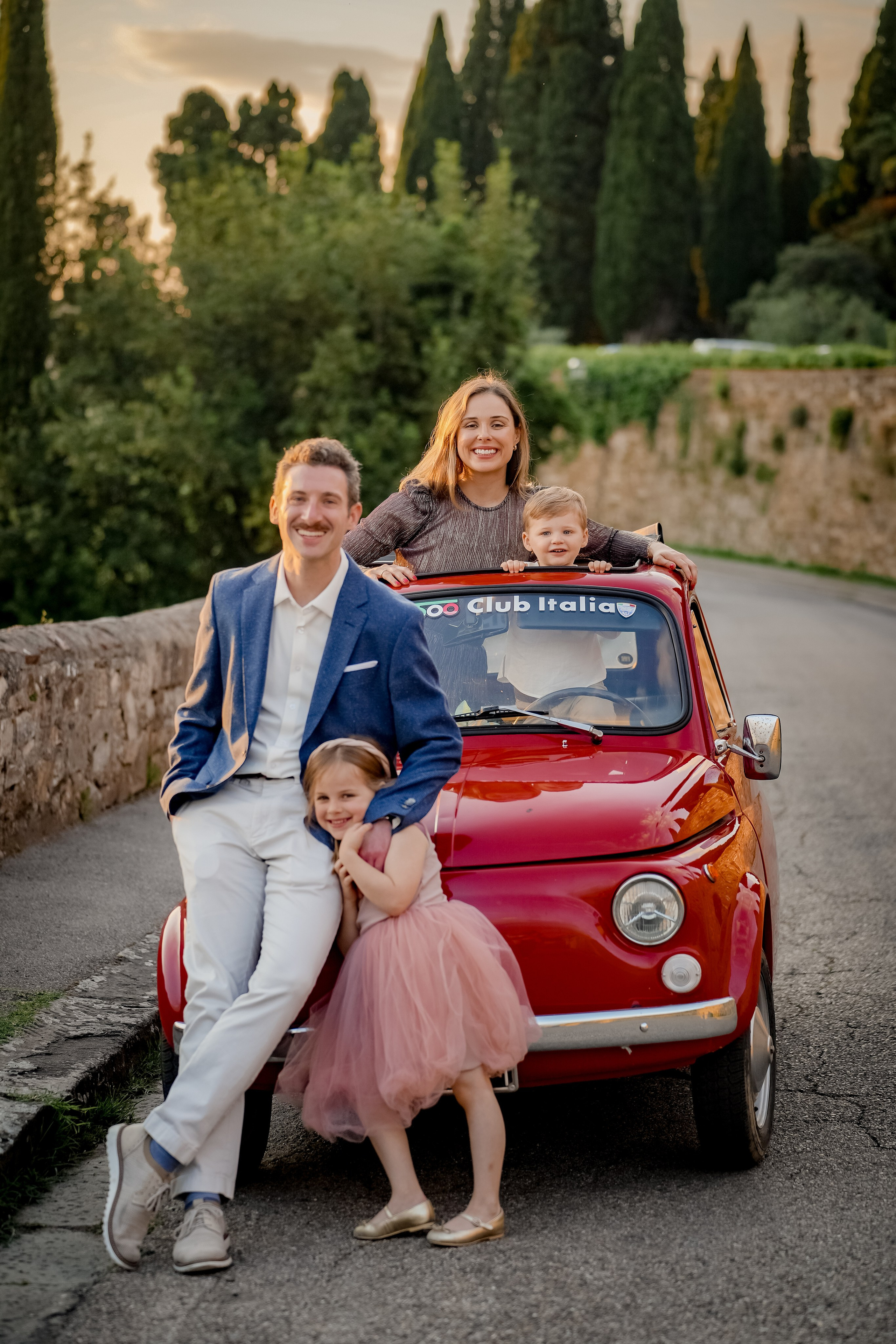 Jessica & Family. Wedding Photographer in Italy