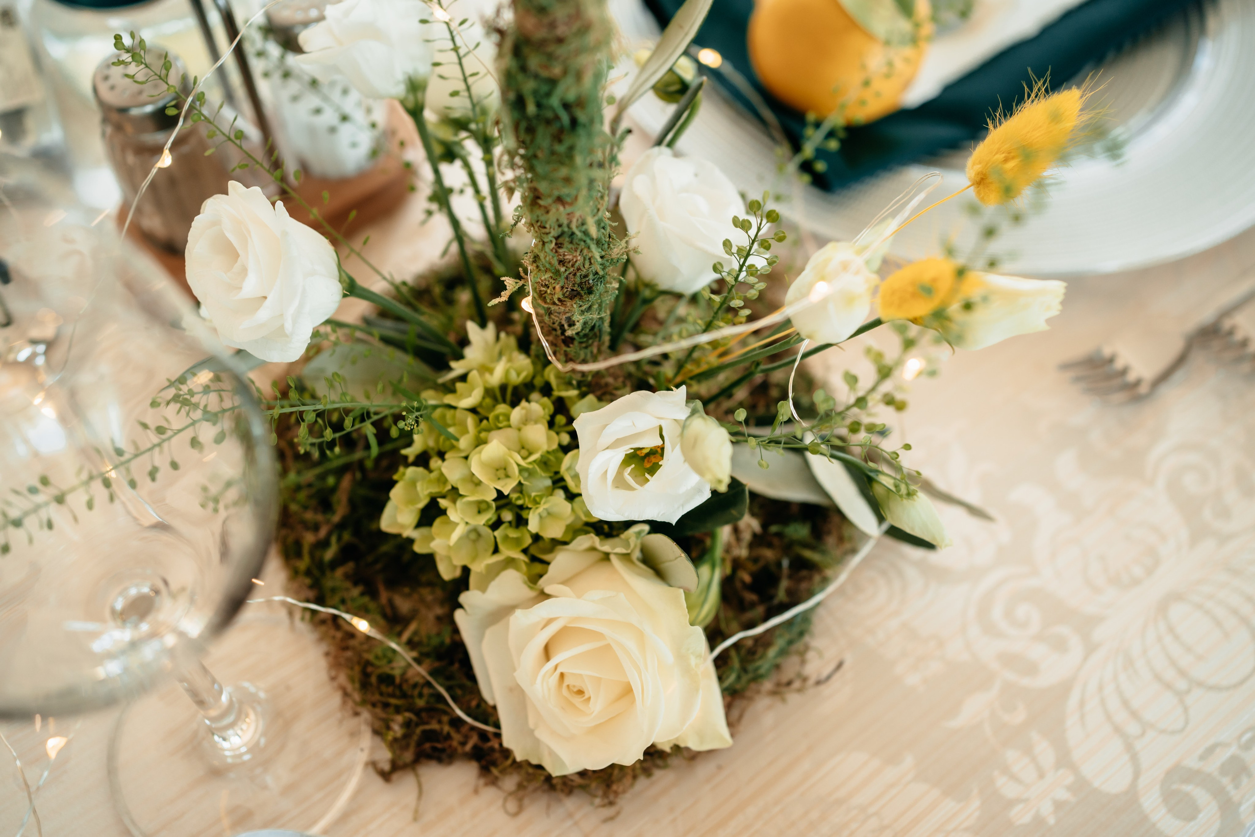 R & R. Fotograf Nunta Iasi - Hearts & Pictures