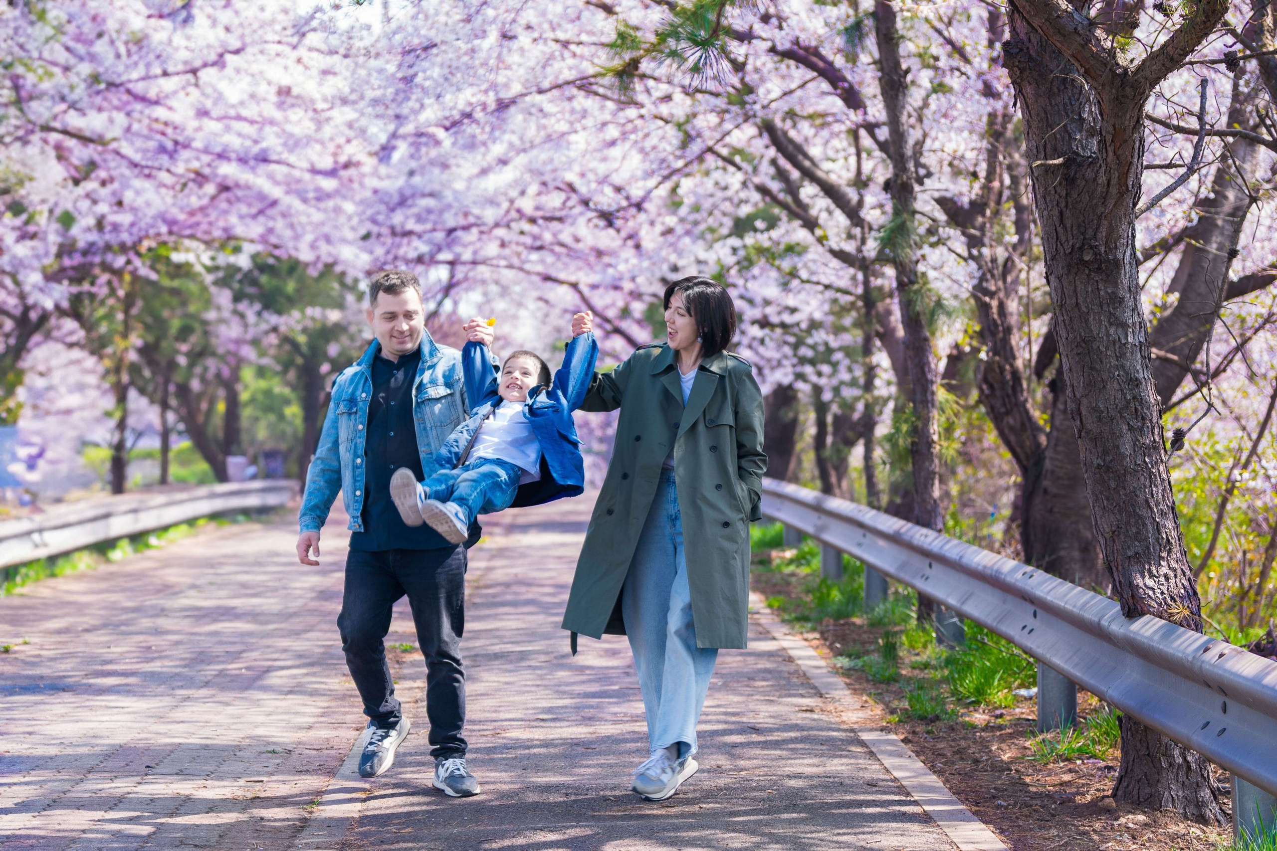 Семейная фотосессия. Кемаль. Посын. Студия декора «Нарния»