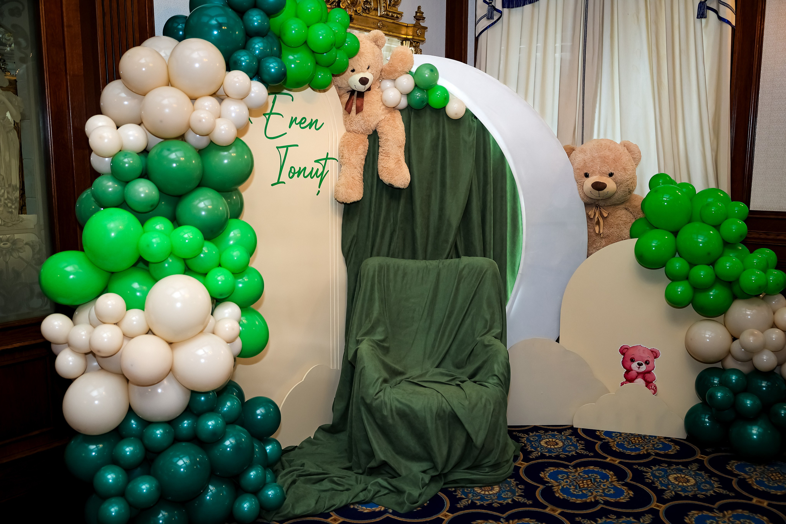 Eren Ionut. Moments By Gub