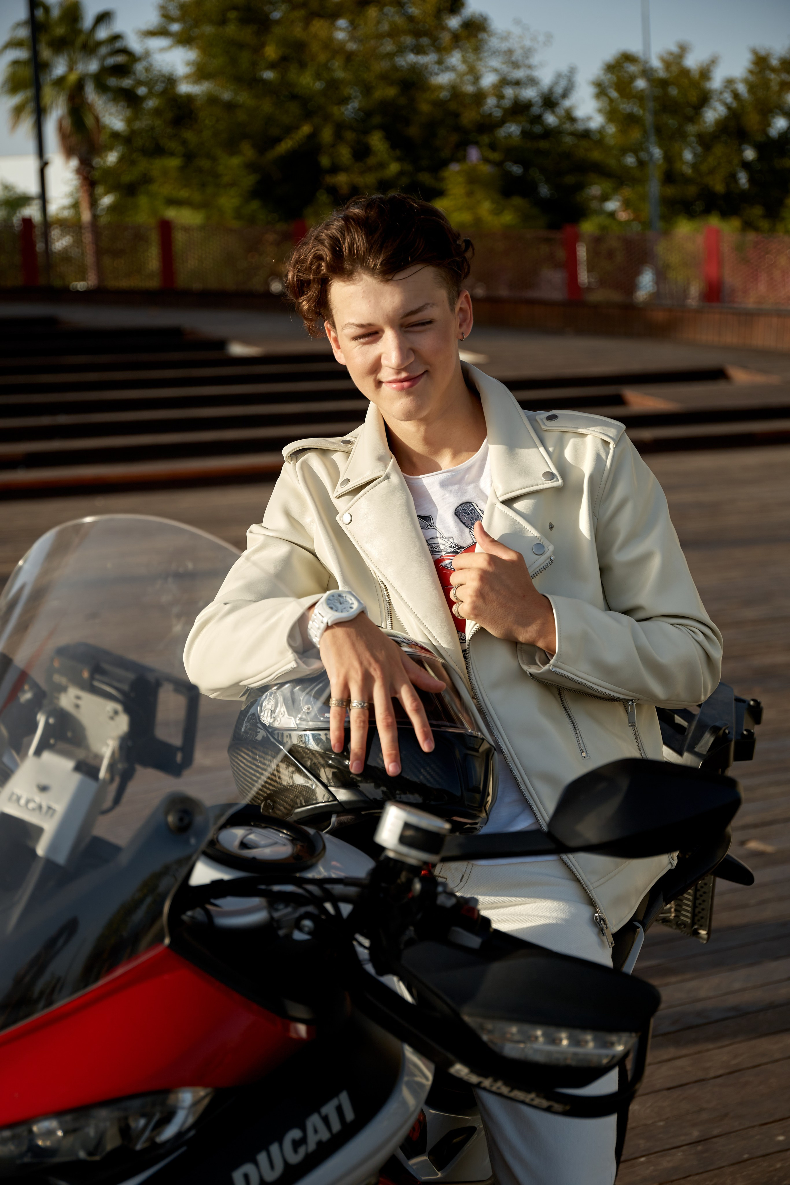 ЙИТ. Фотостудия рекламной, коммерческой съемки в Улан-Удэ