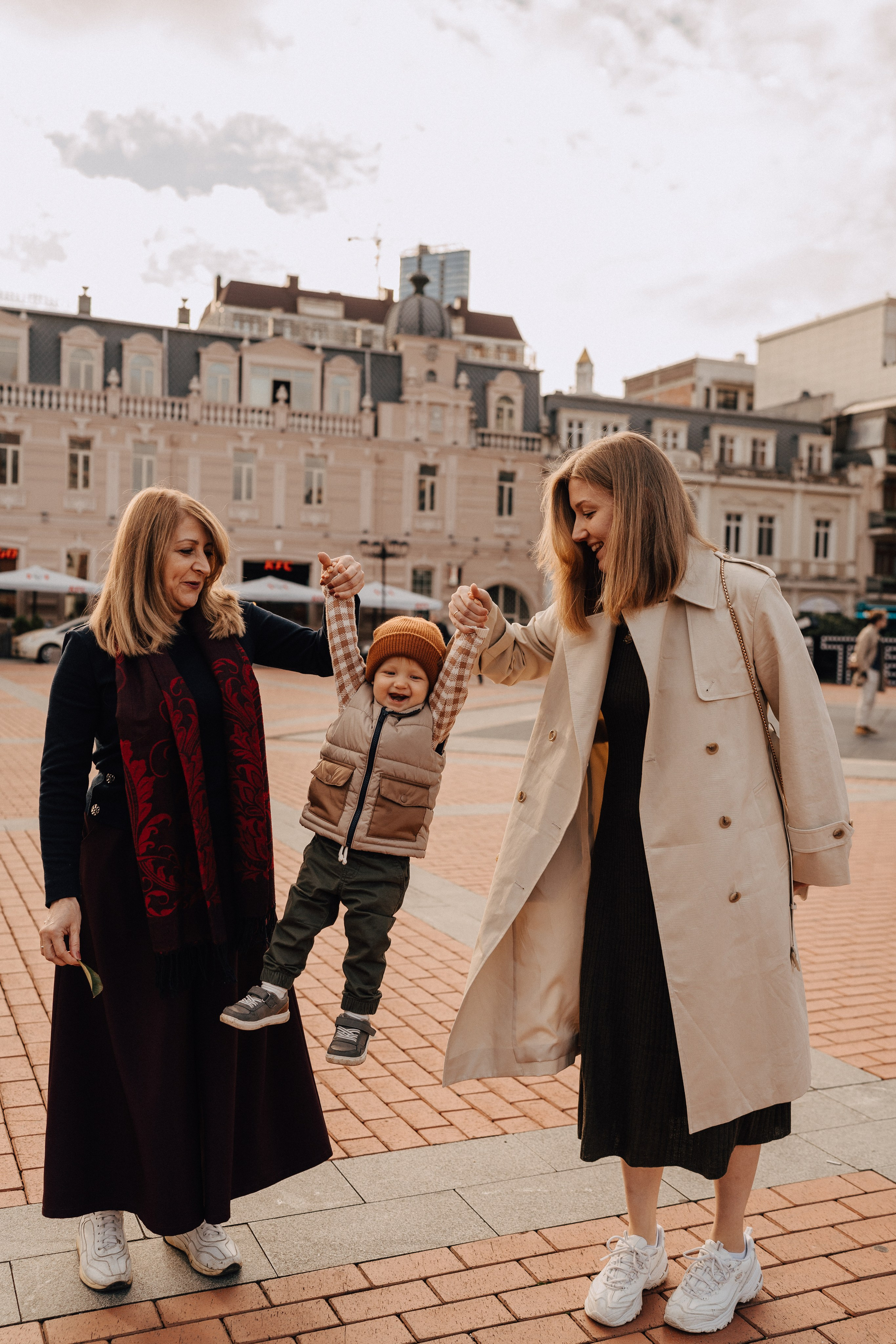 Семейная фотосессия в Батуми. Портретный и свадебный фотограф в Батуми Валерия Азаренко