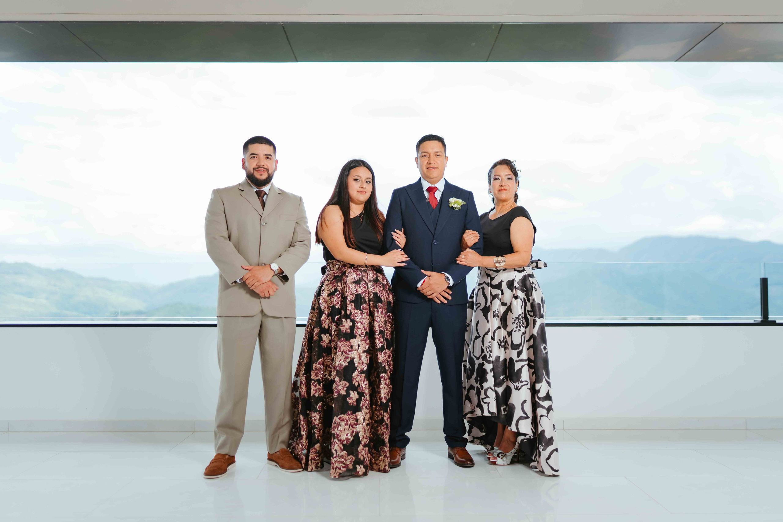Jennifer y Vladimir. Fotógrafo de bodas en Loja Ecuador | Piero Alvarez PH