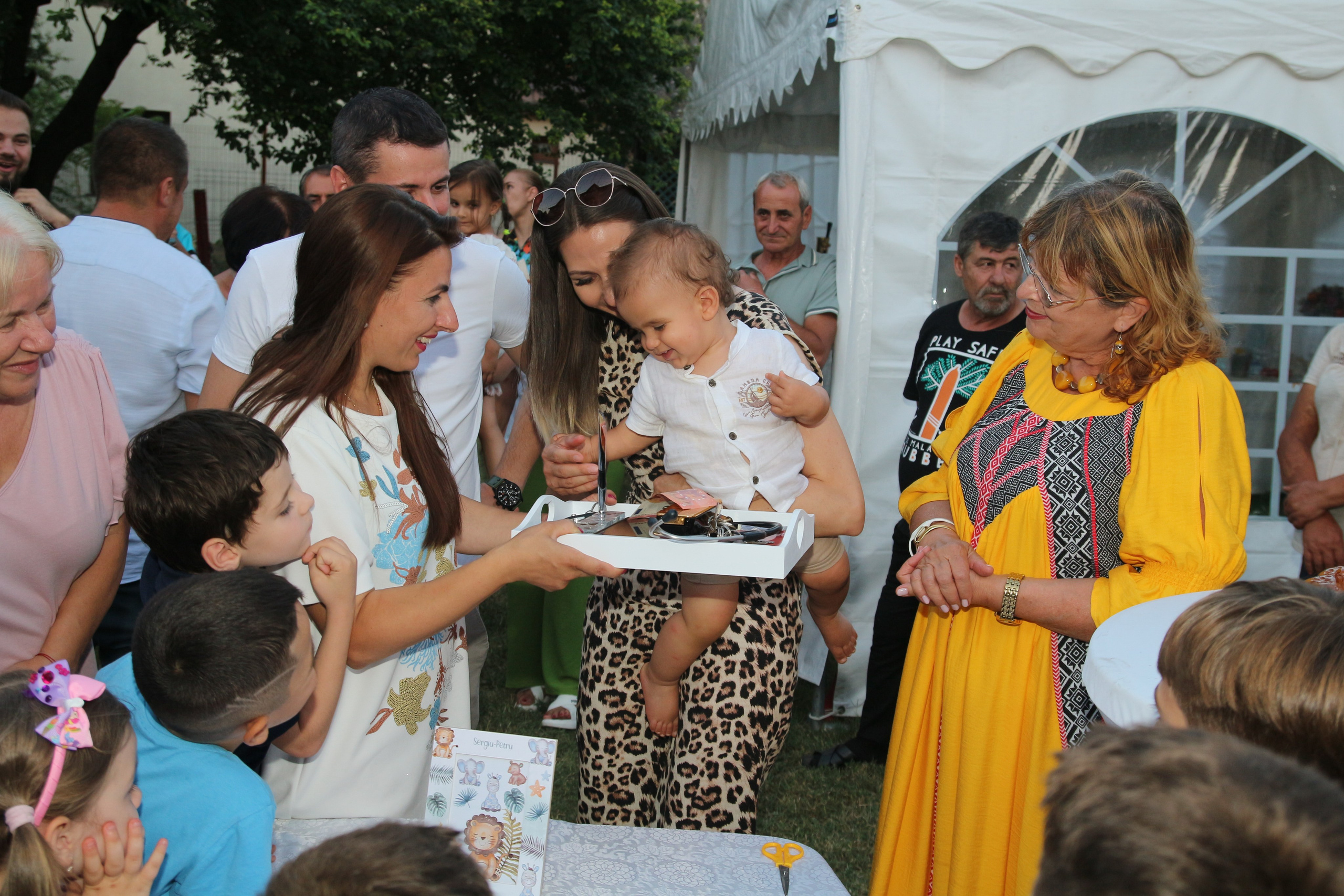 BYZO MEDIA. PETRU BYZO - family and children photographer in ROMANIA