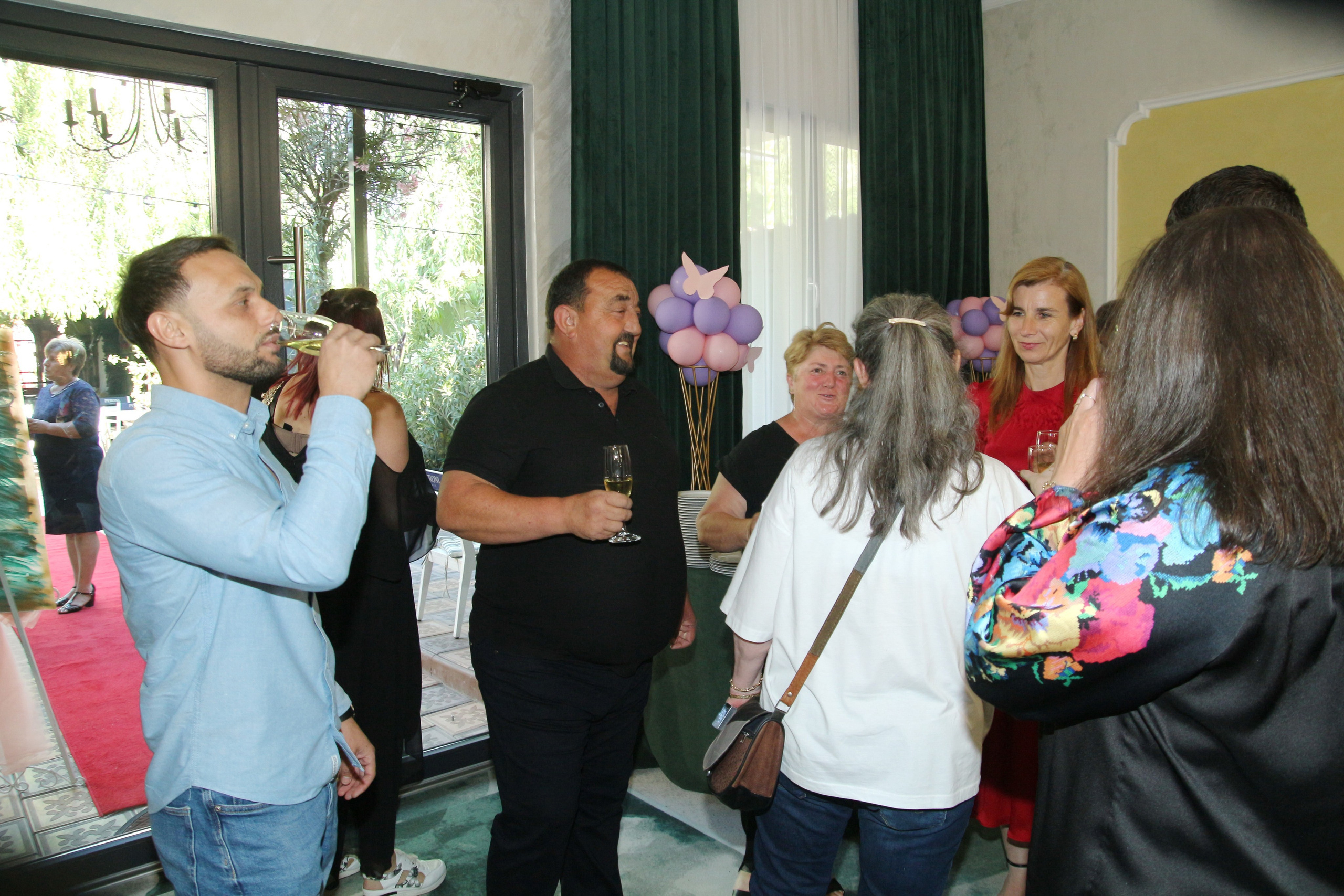 BYZO MEDIA. PETRU BYZO - family and children photographer in ROMANIA